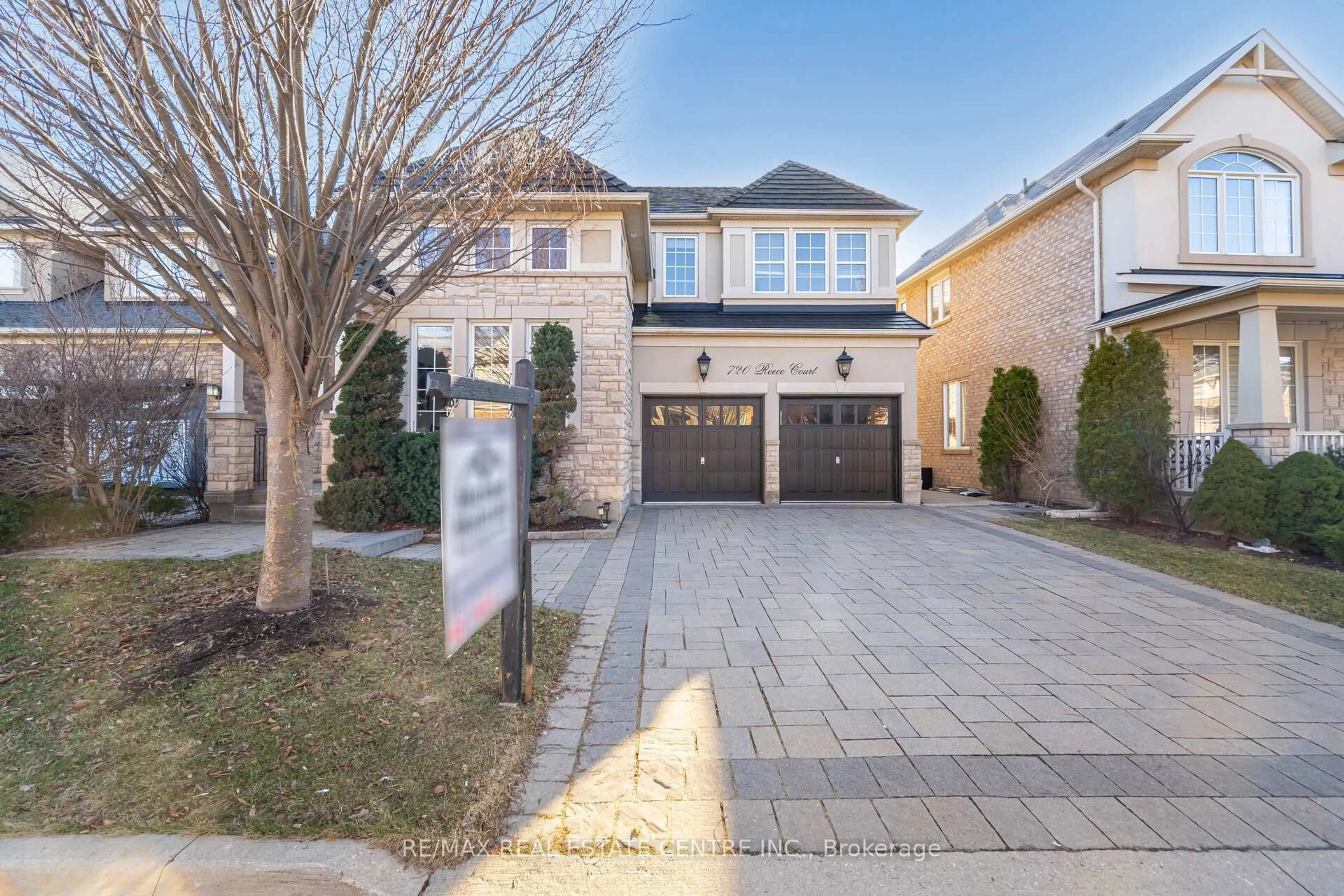 Home with brick exterior material, street for 720 Reece Crt, Milton Ontario L9T 0X4