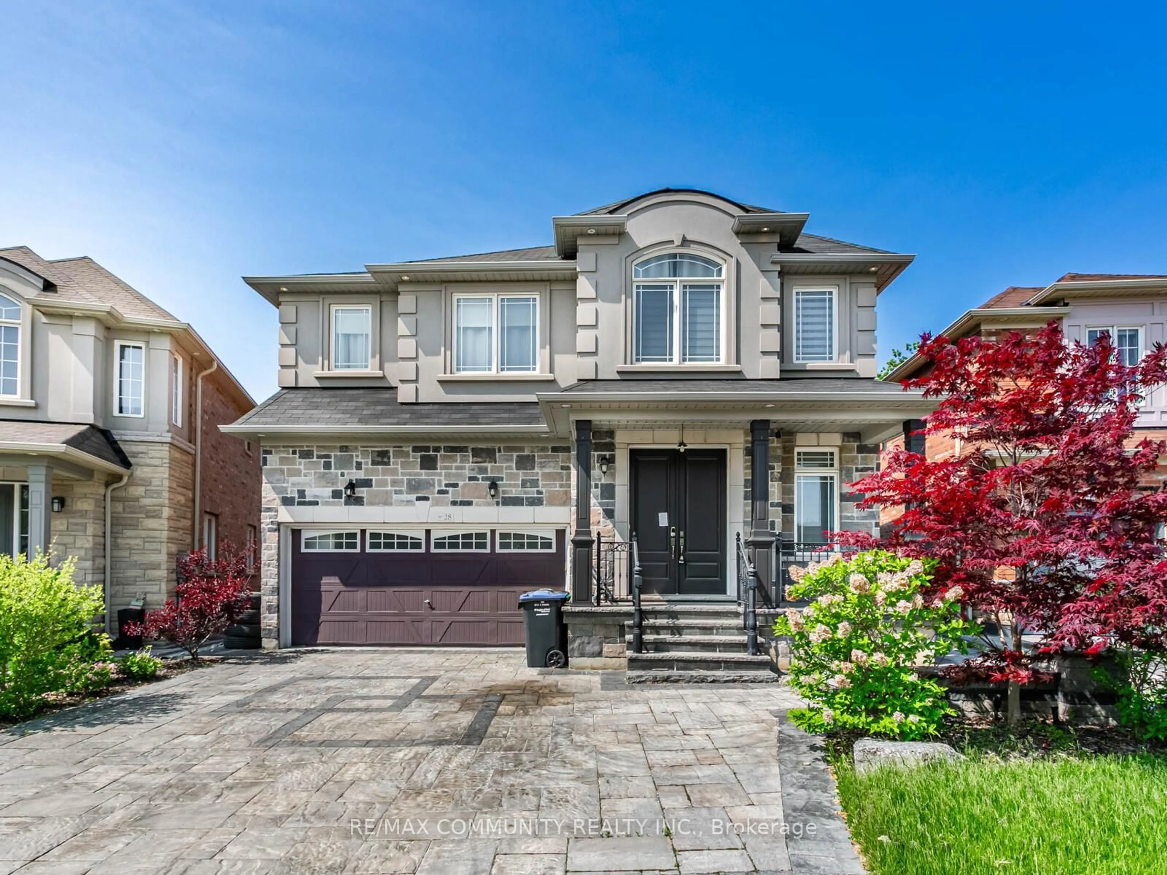 Home with brick exterior material, street for 28 Young Garden Cres, Brampton Ontario L6Y 6A4