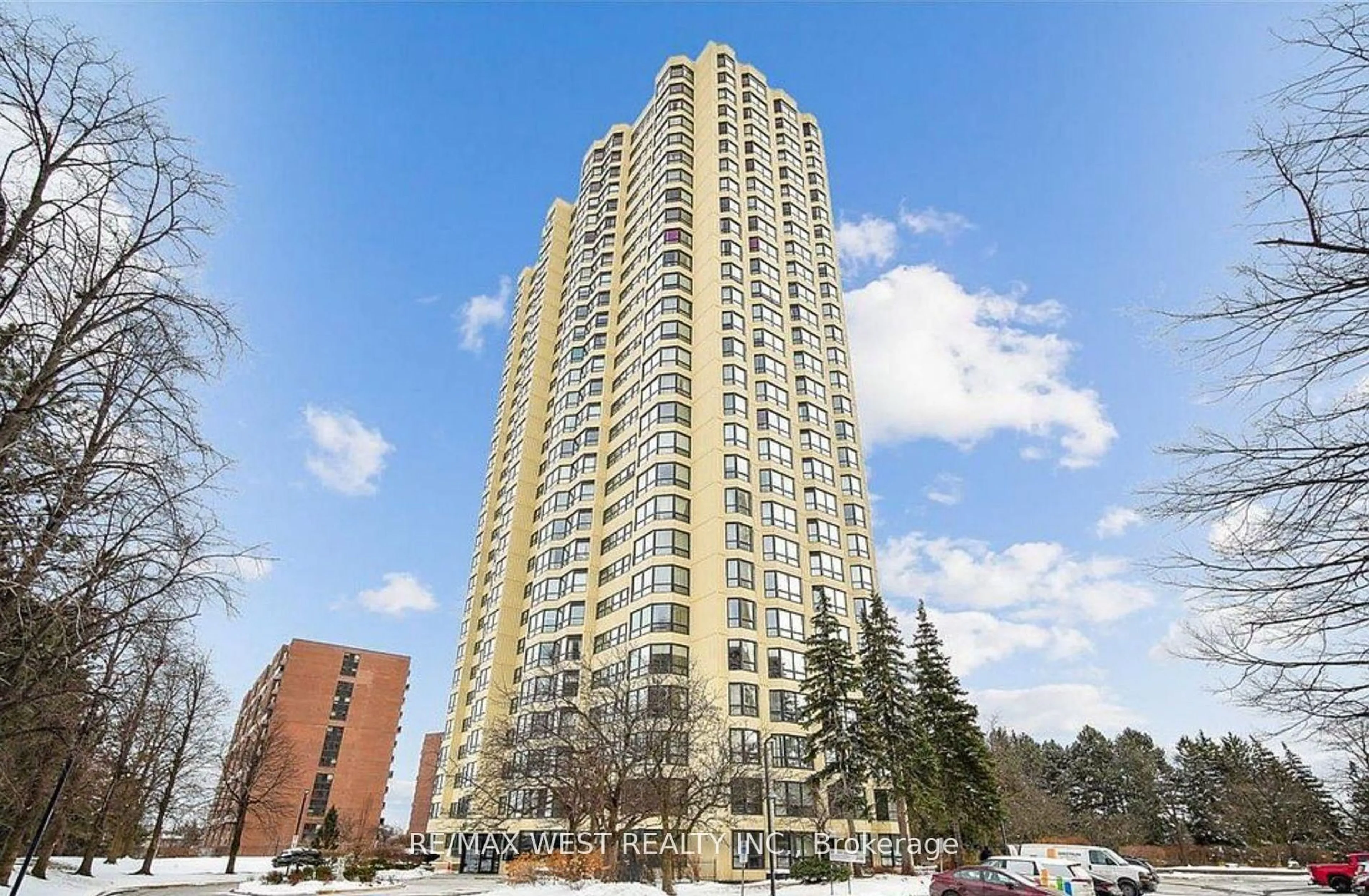 Unknown for 8 Lisa St #2506, Brampton Ontario L6T 4S6