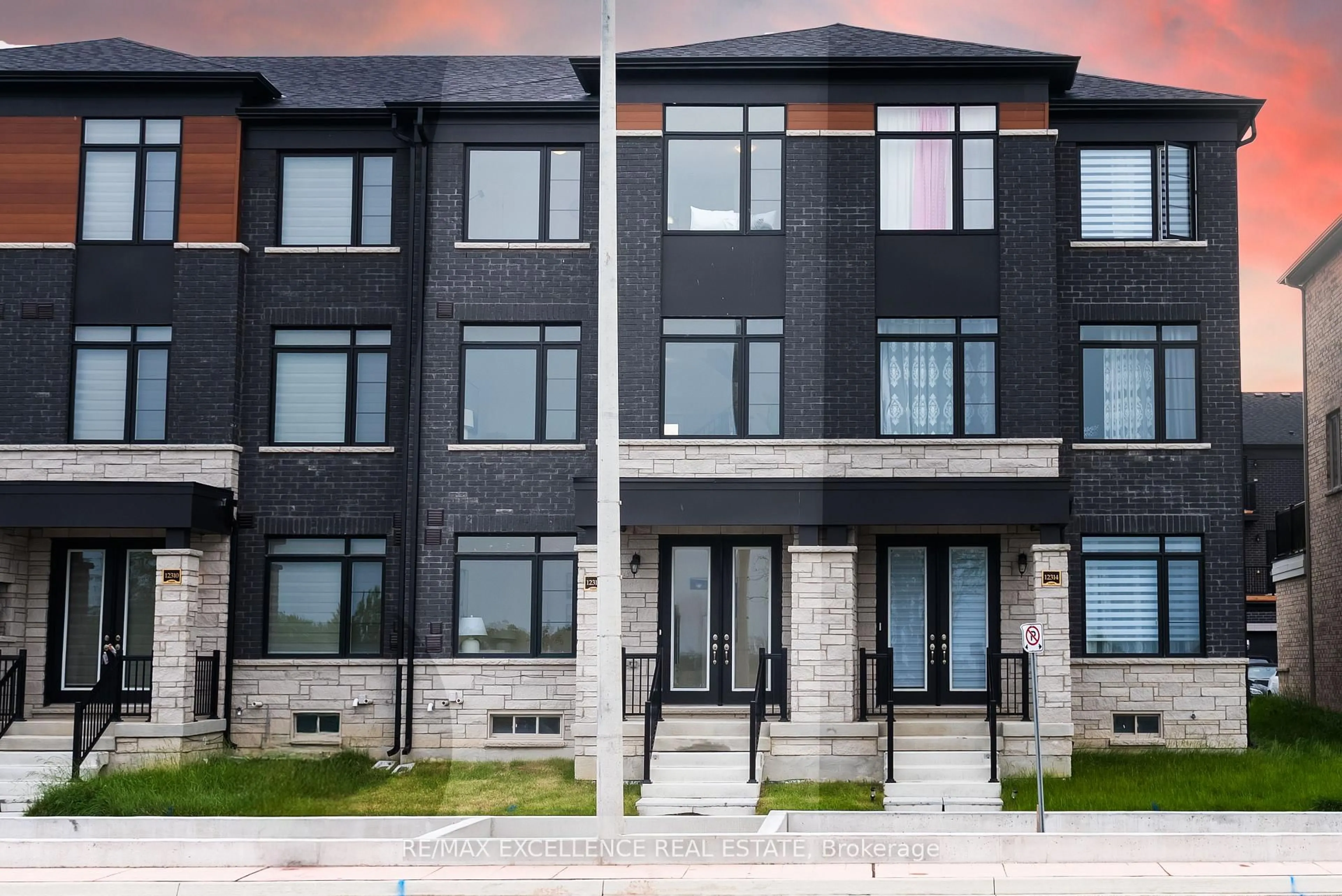 Home with brick exterior material, building for 12312 Mclaughlin Rd, Caledon Ontario L7C 4L7