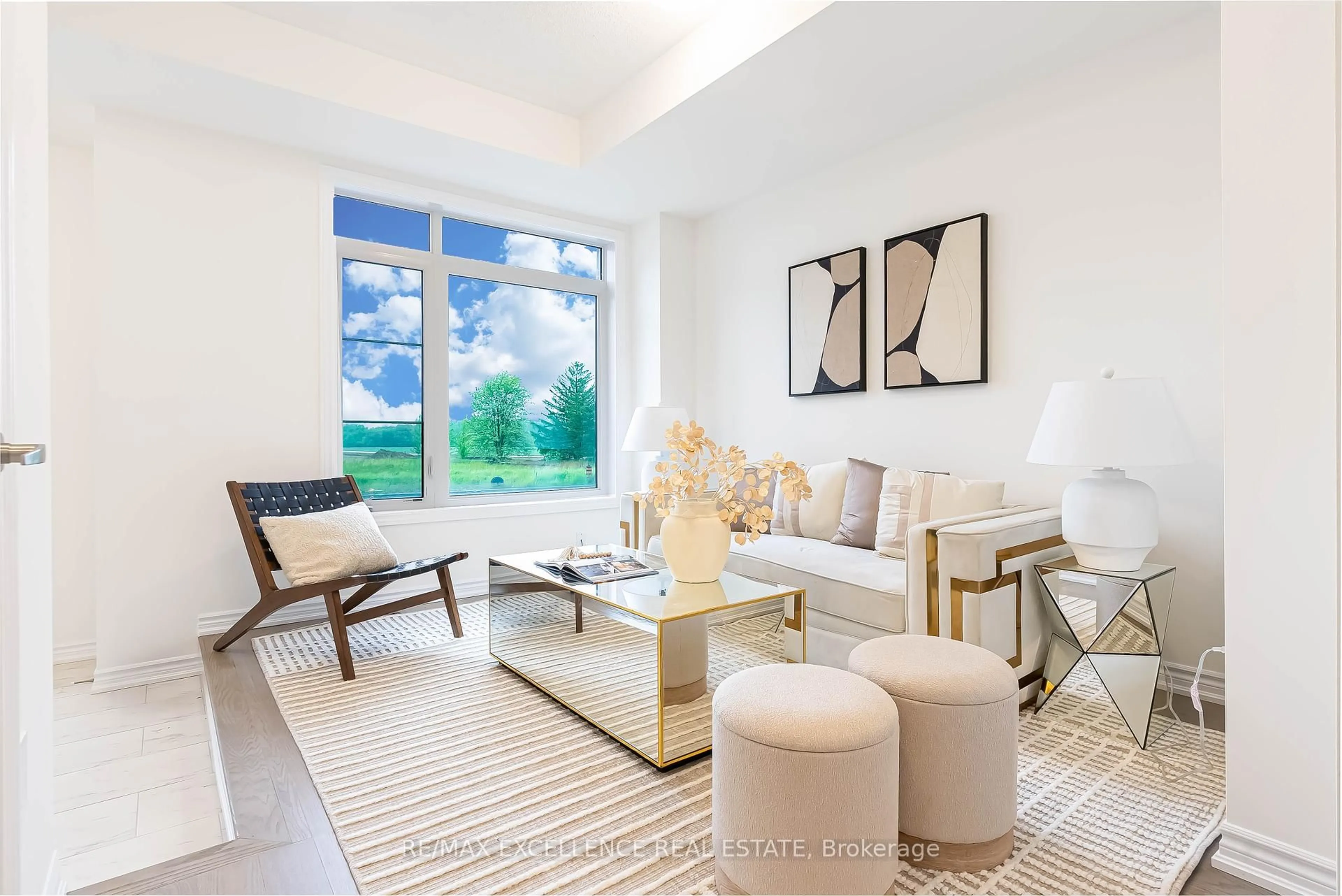 Living room with furniture, unknown for 12312 Mclaughlin Rd, Caledon Ontario L7C 4L7