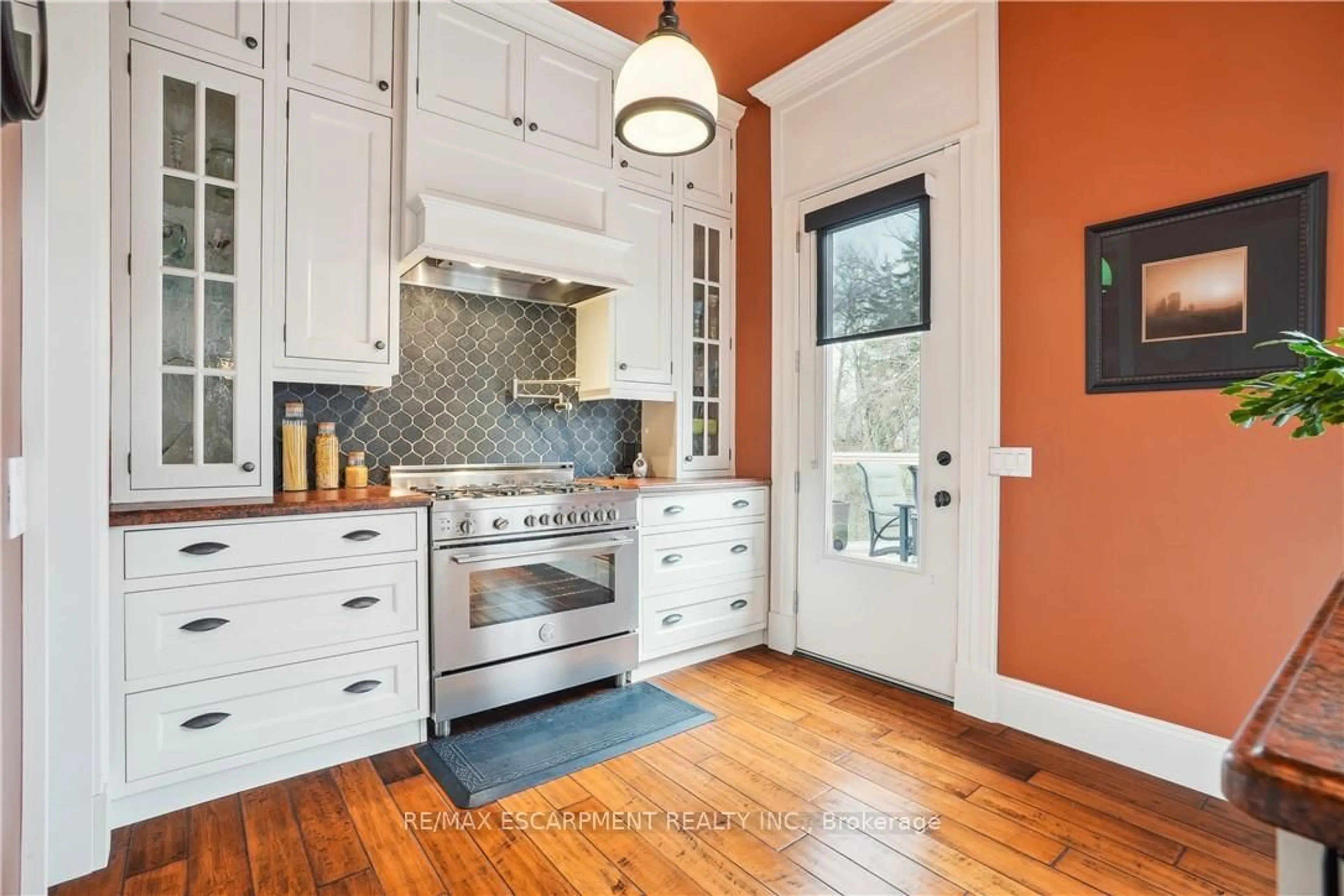 Unknown for 888 Partridge Dr, Burlington Ontario L7T 2Z5