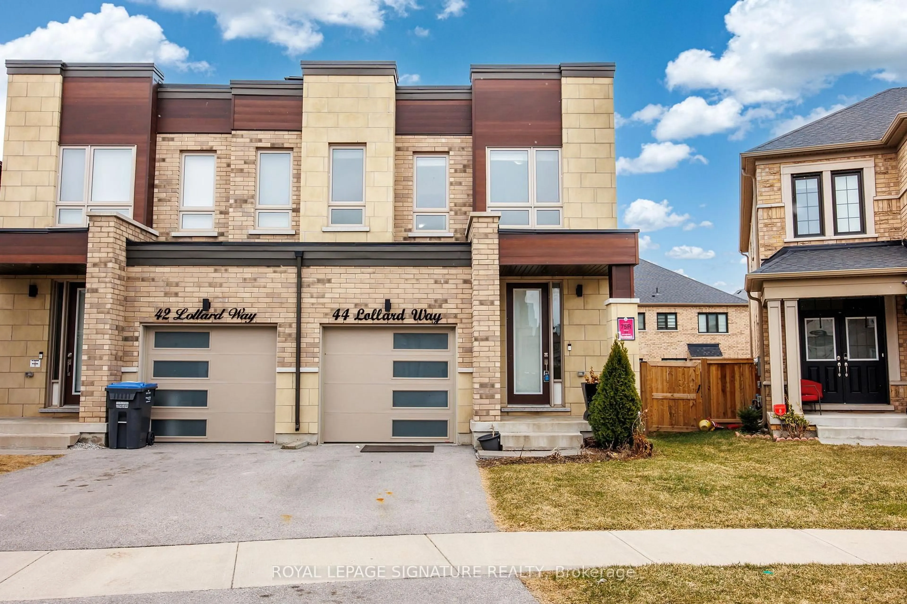 Home with brick exterior material, street for 44 Lollard Way, Brampton Ontario L6Y 0E4
