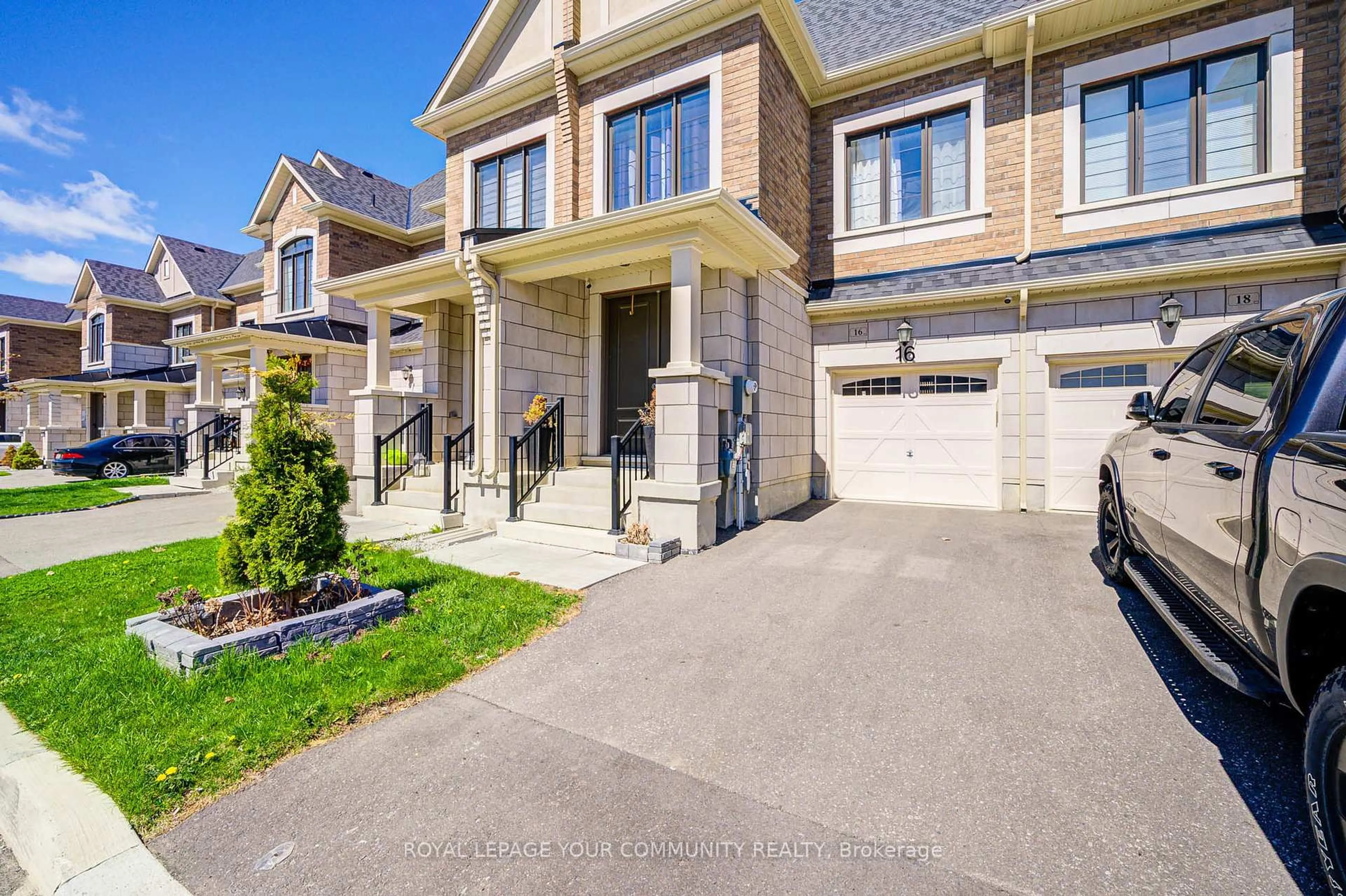 Home with brick exterior material, street for 16 Angelfish Rd, Brampton Ontario L7A 5C5