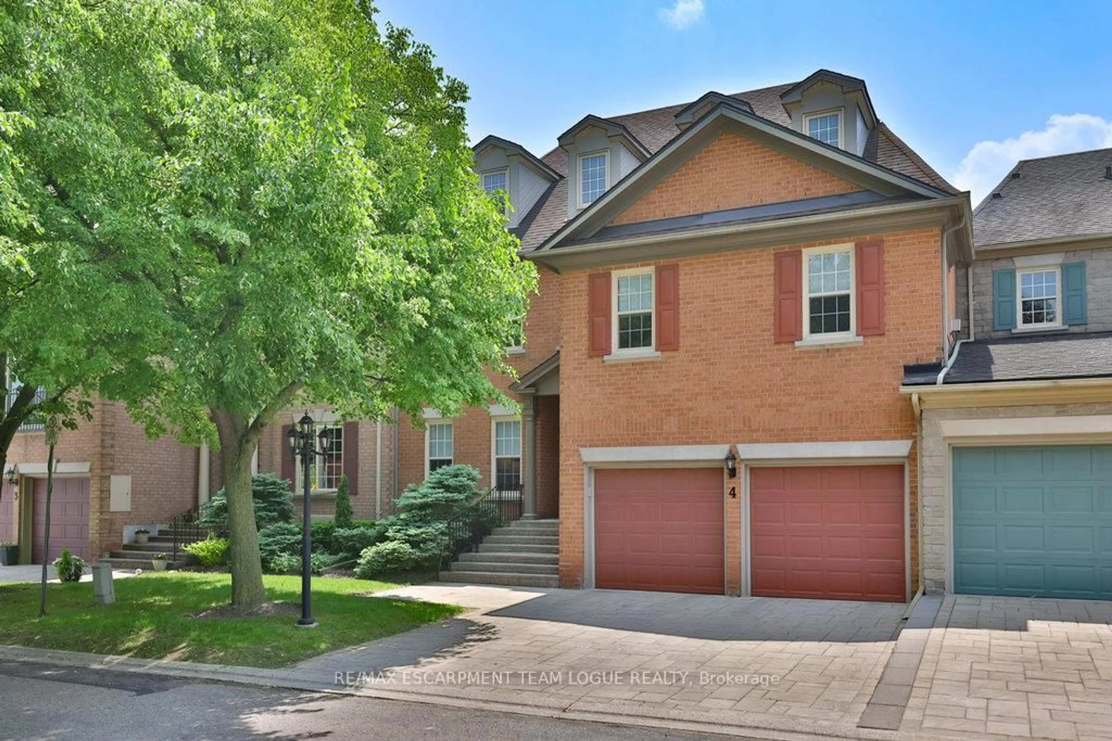 Home with brick exterior material, street for 4211 Millcroft Park Dr #4, Burlington Ontario L7M 3Y9