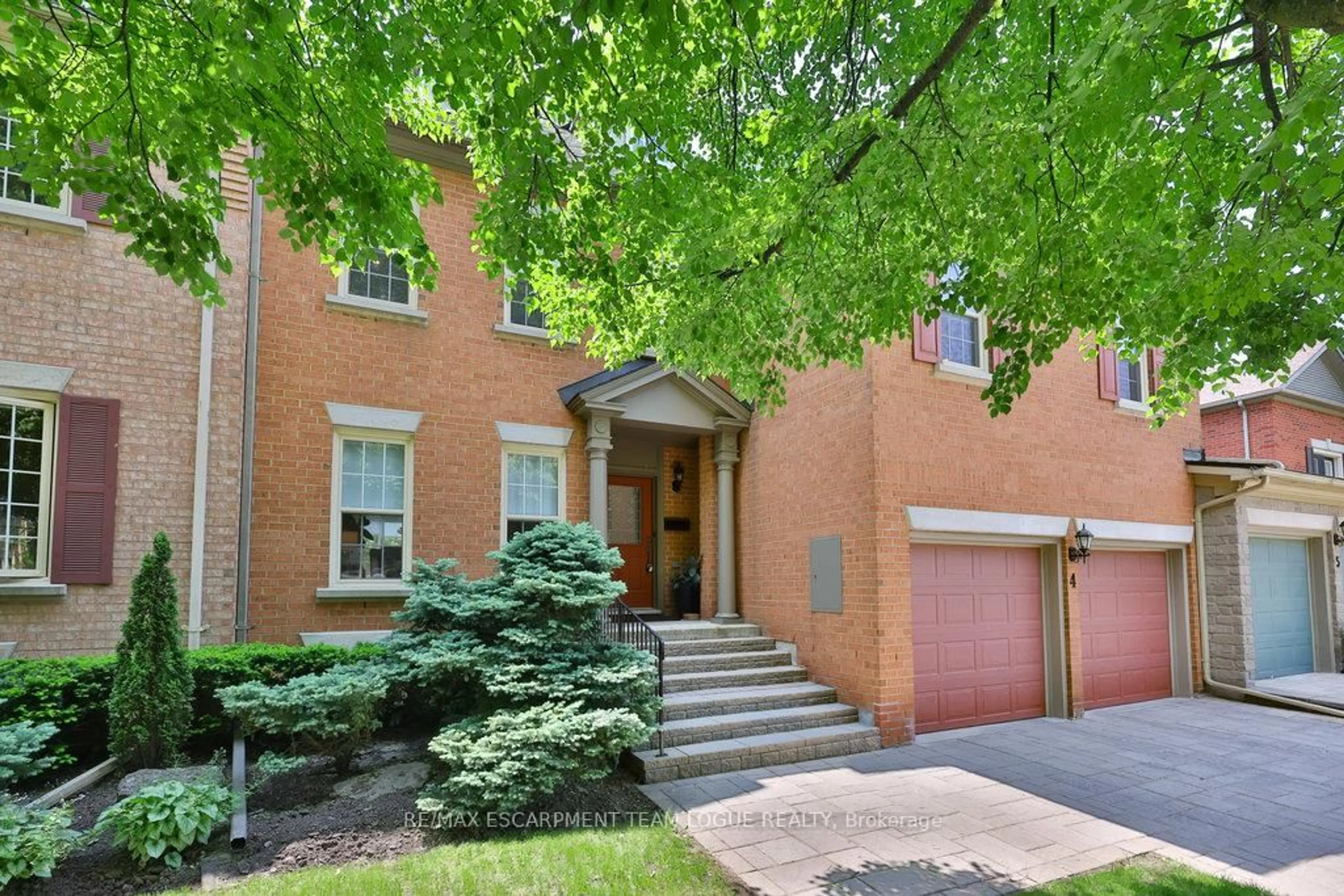 Home with brick exterior material, street for 4211 Millcroft Park Dr #4, Burlington Ontario L7M 3Y9