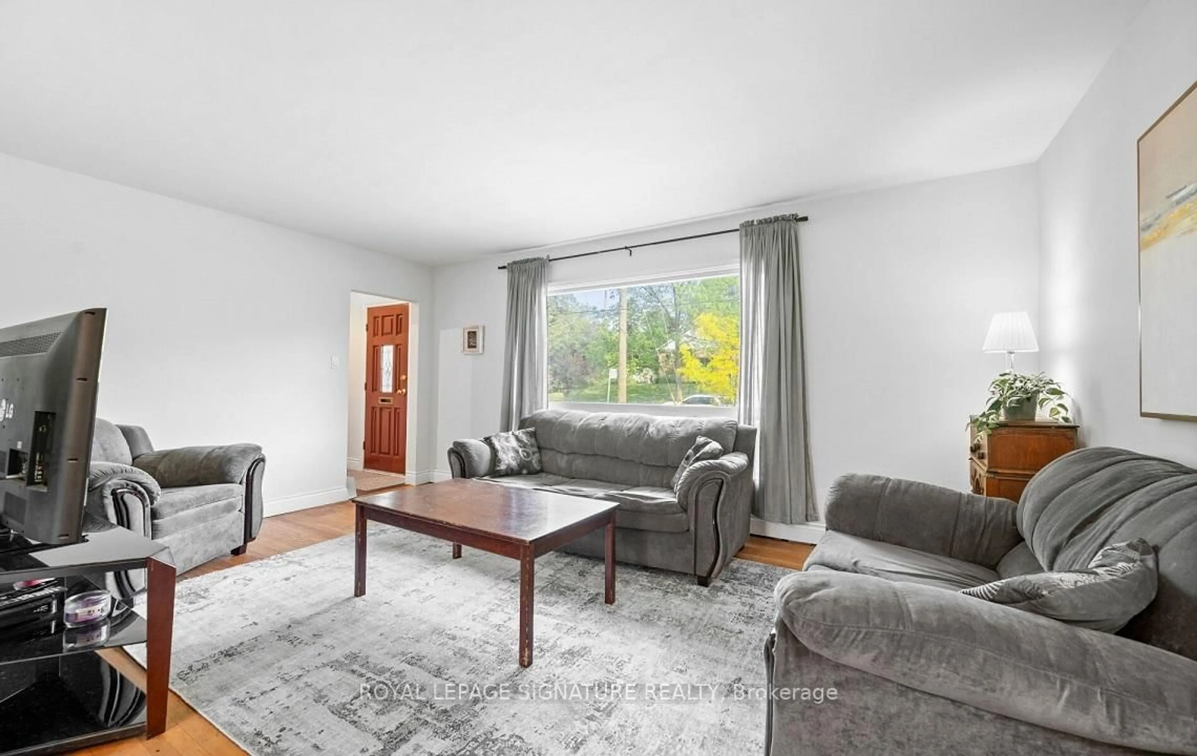 Living room with furniture, unknown for 129 Allenby Ave, Toronto Ontario M9W 1T2
