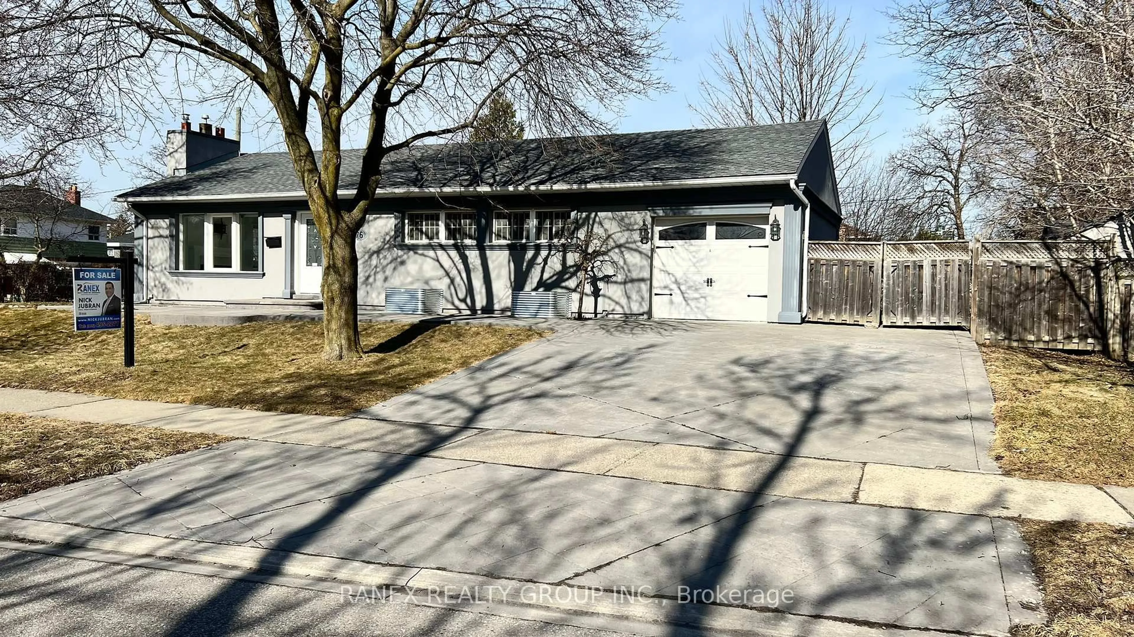 Unknown for 76 Eldomar Ave, Brampton Ontario L6W 1R3