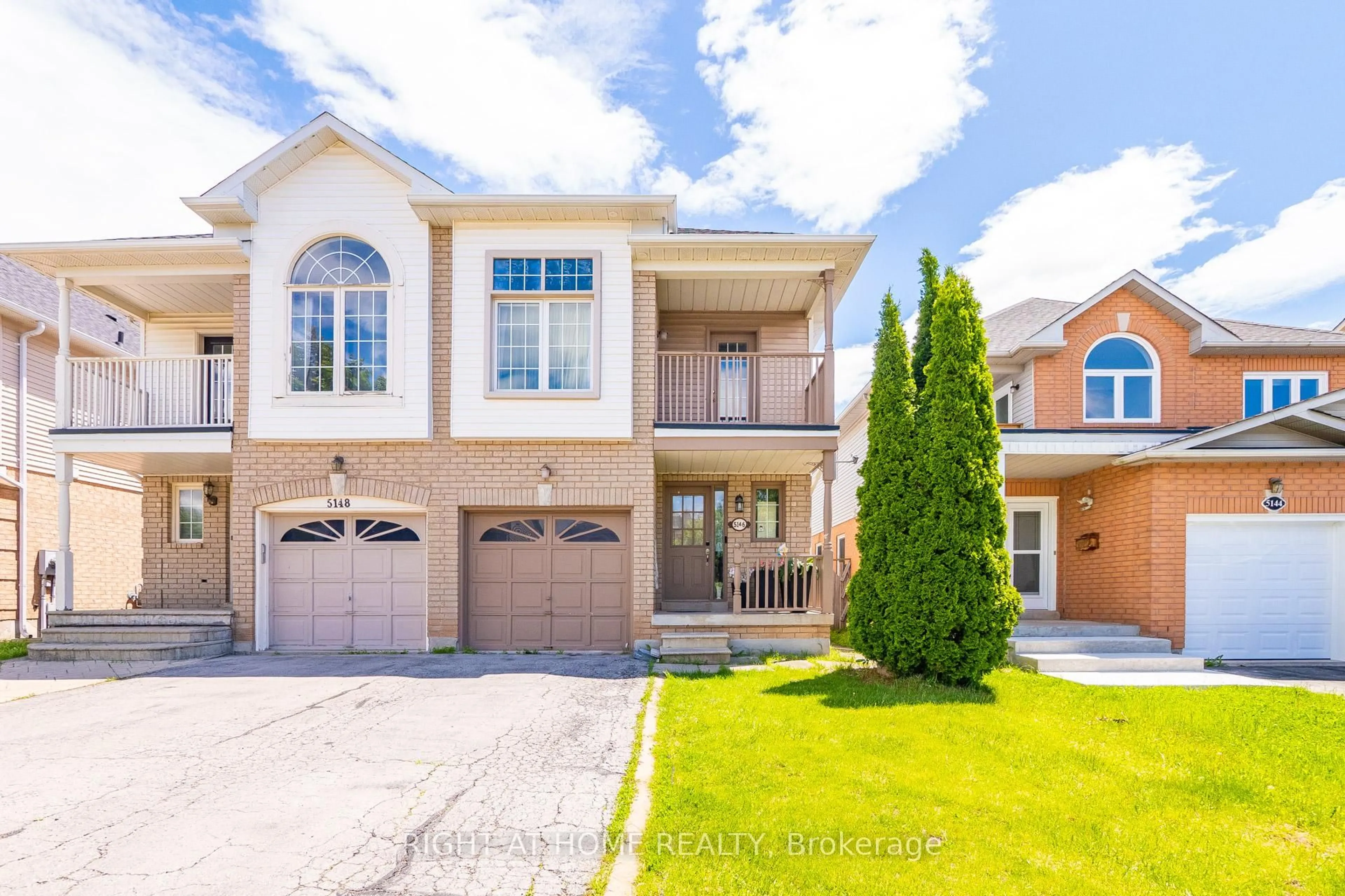 Home with brick exterior material, street for 5146 Porter St, Burlington Ontario L7L 6K8