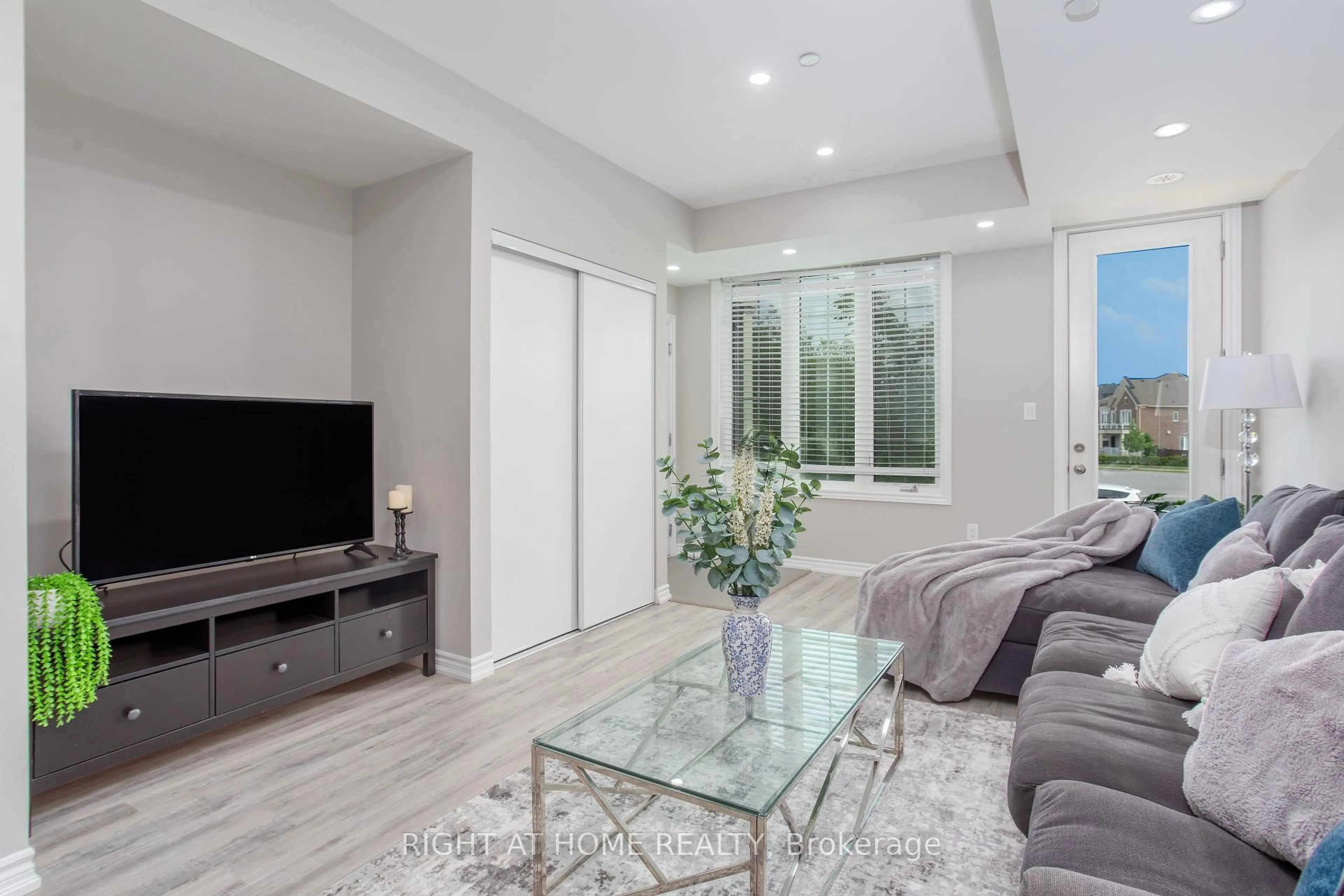 Living room with furniture, unknown for 2199 Lillykin St #32, Oakville Ontario L6H 0J7