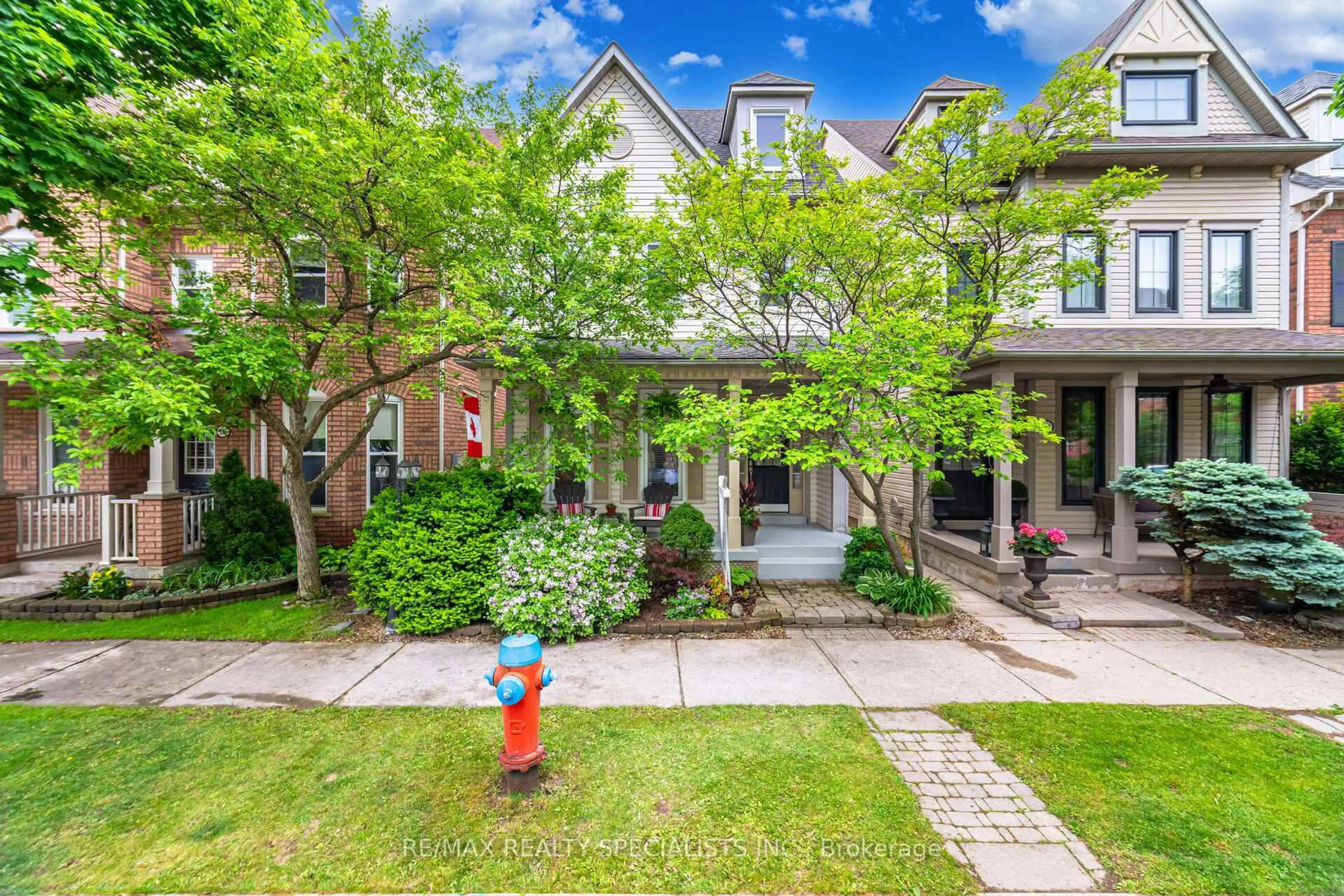 Home with brick exterior material, street for 154 Roxton Rd, Oakville Ontario L6H 6N2