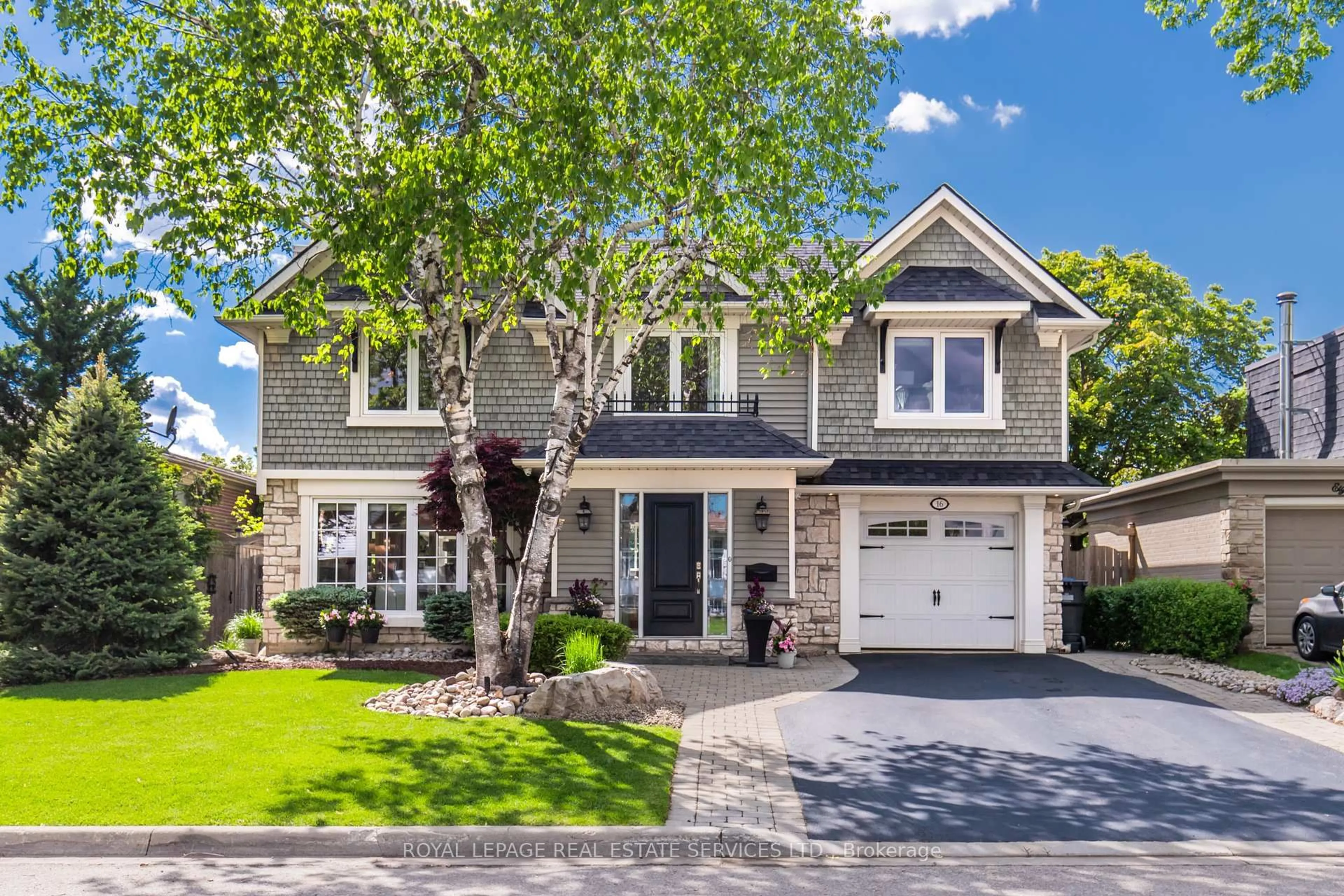 Home with brick exterior material, street for 16 Ferndale Cres, Brampton Ontario L6W 1E9