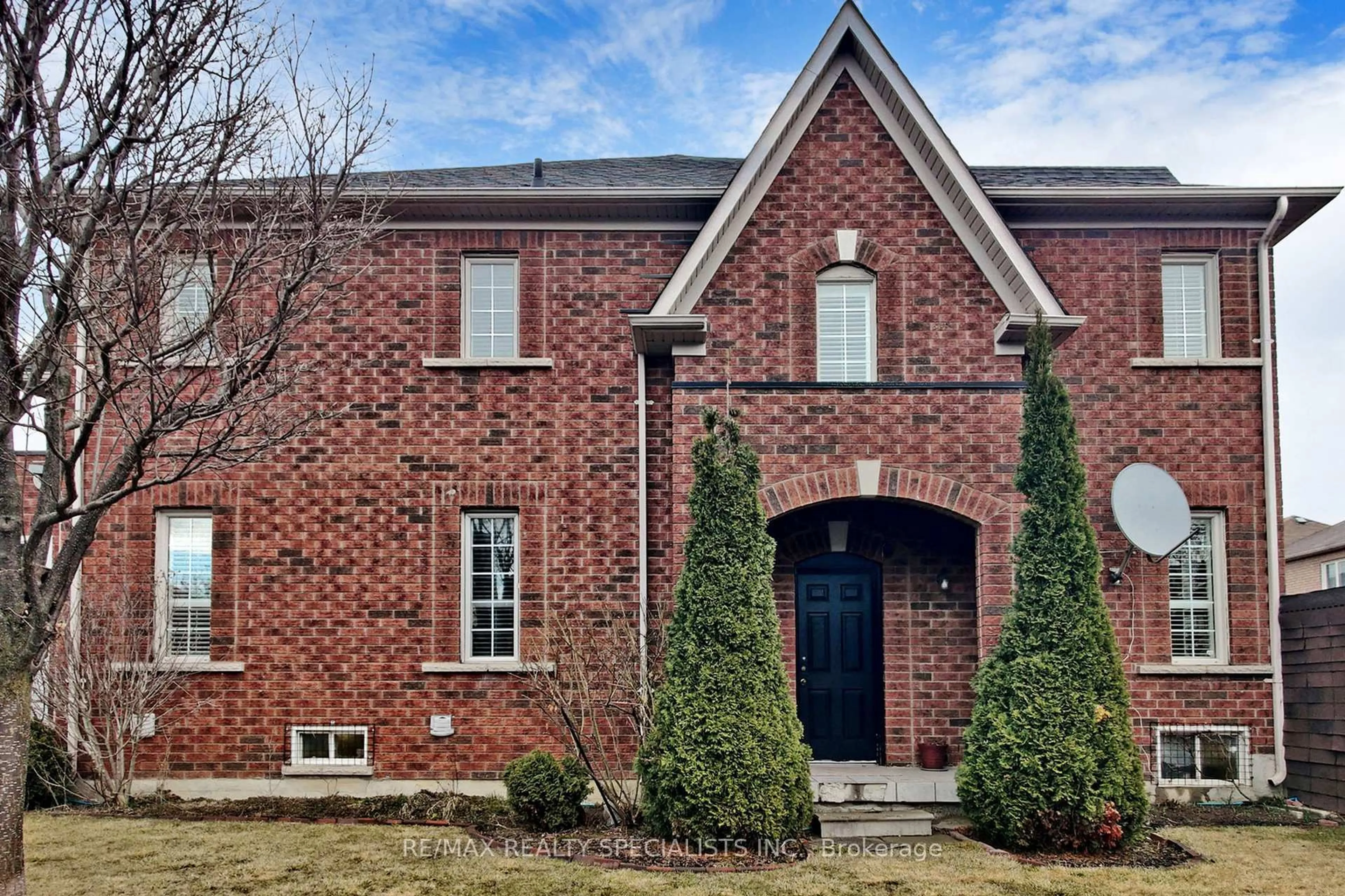 Home with brick exterior material, street for 4 Beresford Cres, Brampton Ontario L6P 2M3