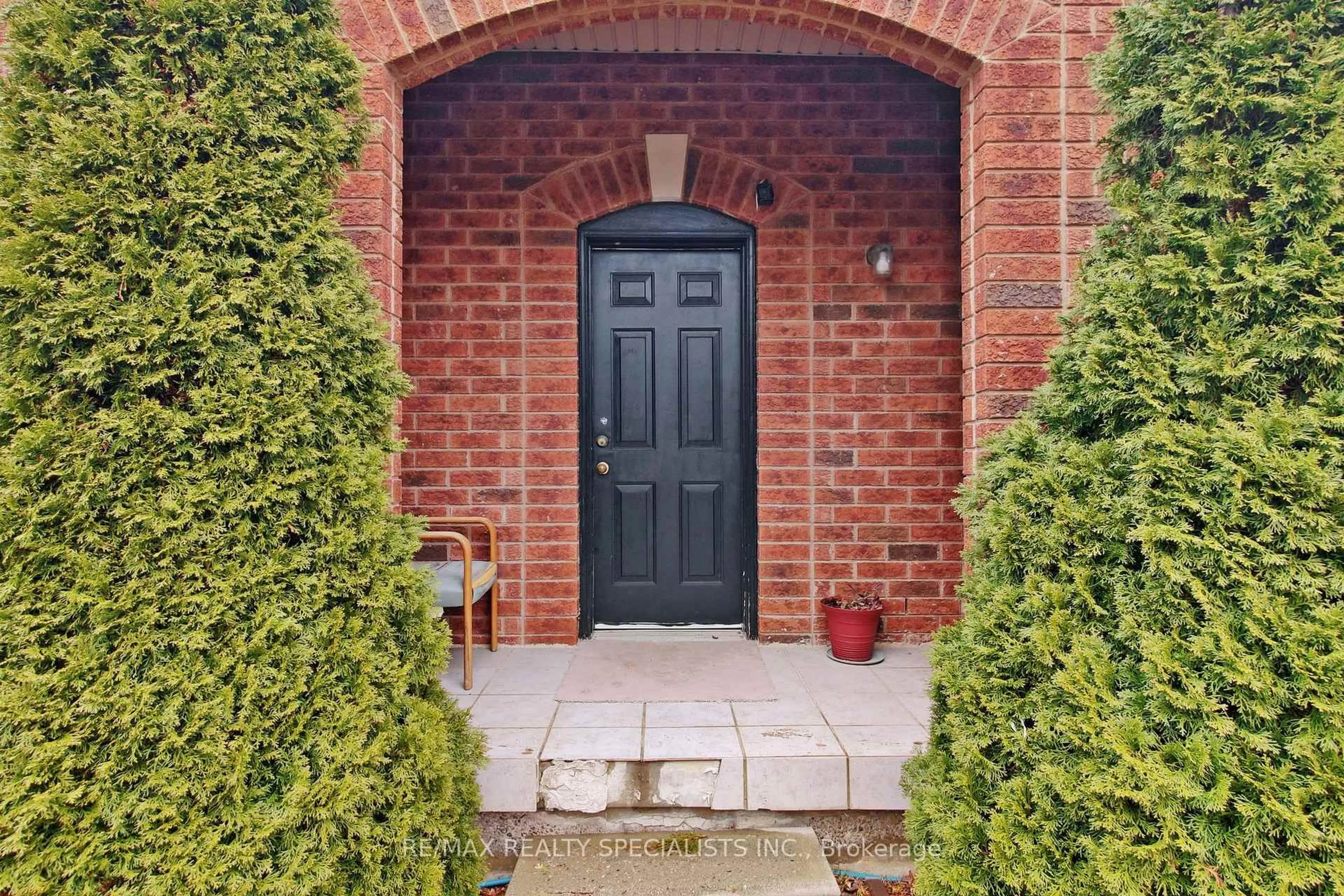 Home with brick exterior material, street for 4 Beresford Cres, Brampton Ontario L6P 2M3