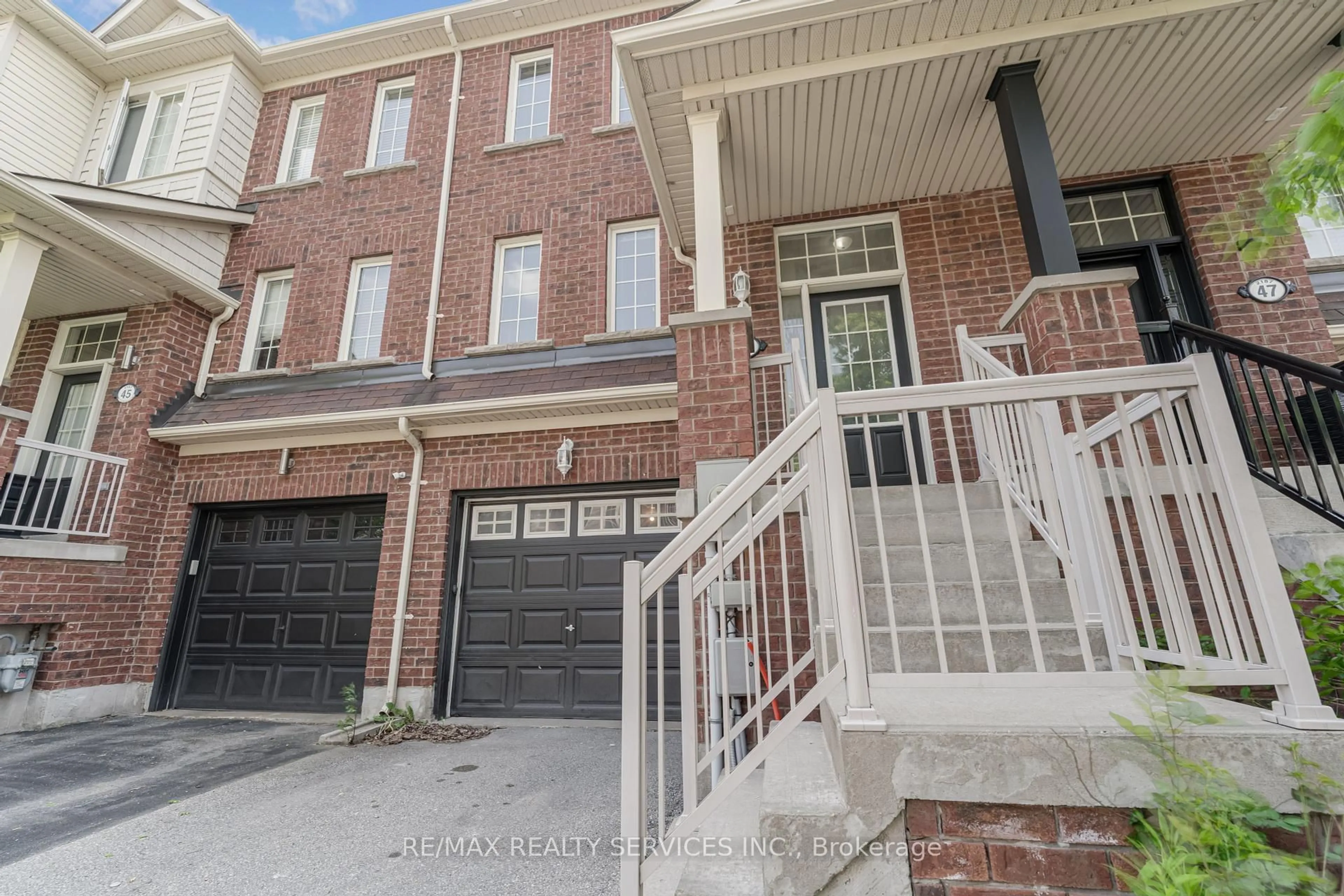 Home with brick exterior material, street for 2187 Fiddlers Way, Oakville Ontario L6M 0L6