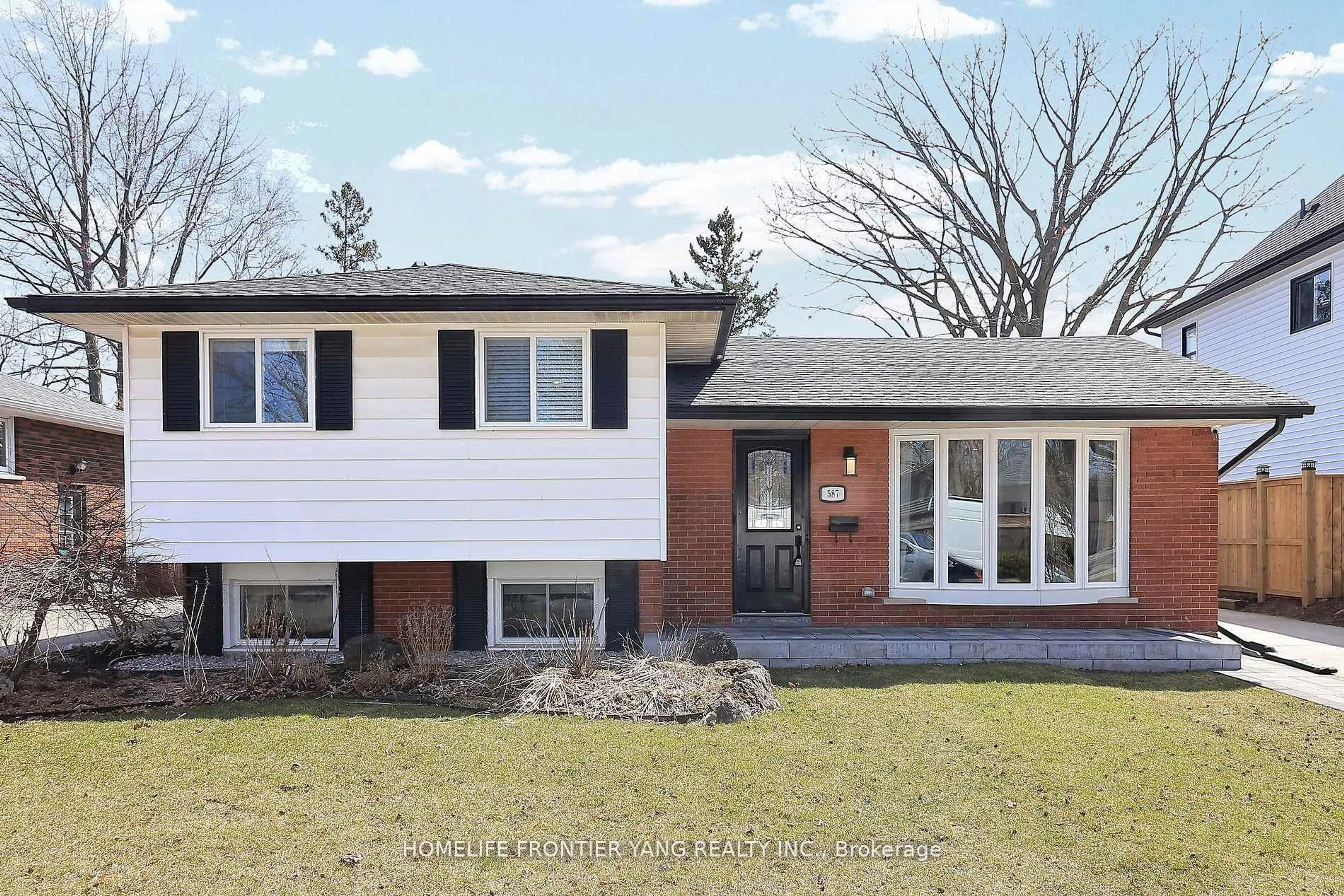 Home with brick exterior material, street for 587 Wilene Dr, Burlington Ontario L7L 2B3