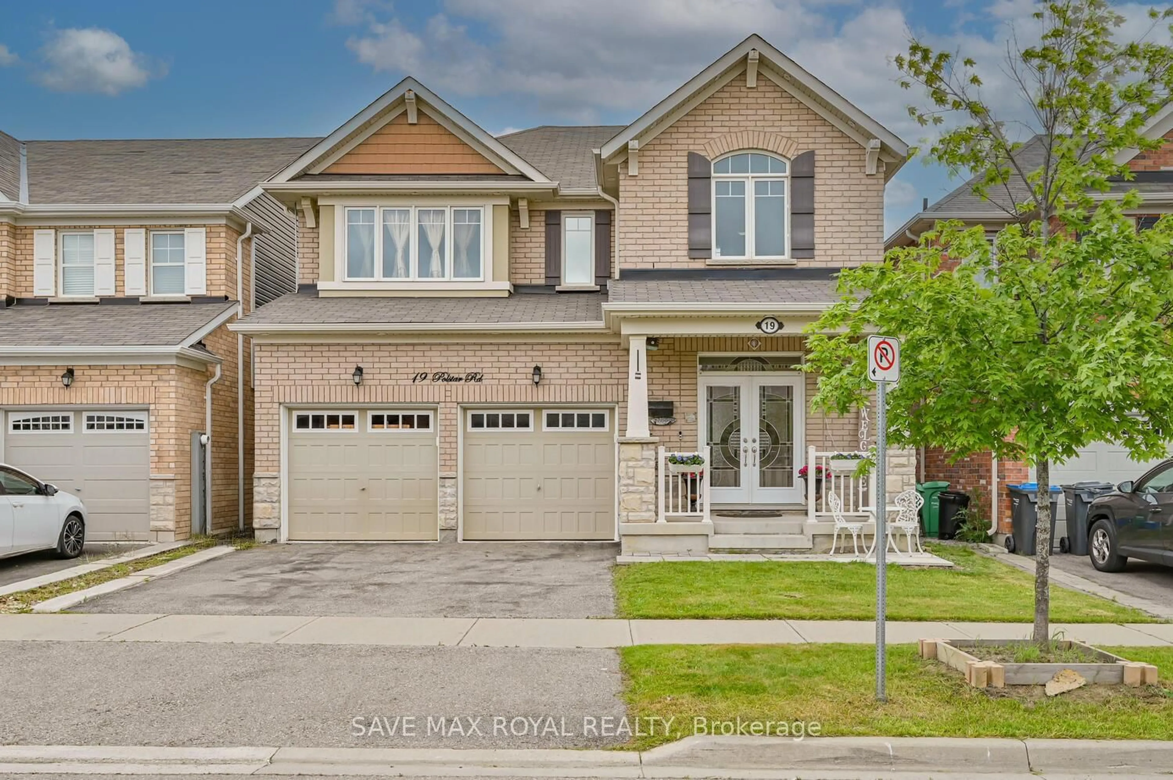 Home with brick exterior material, street for 19 POLSTAR Rd, Brampton Ontario L7A 4H1