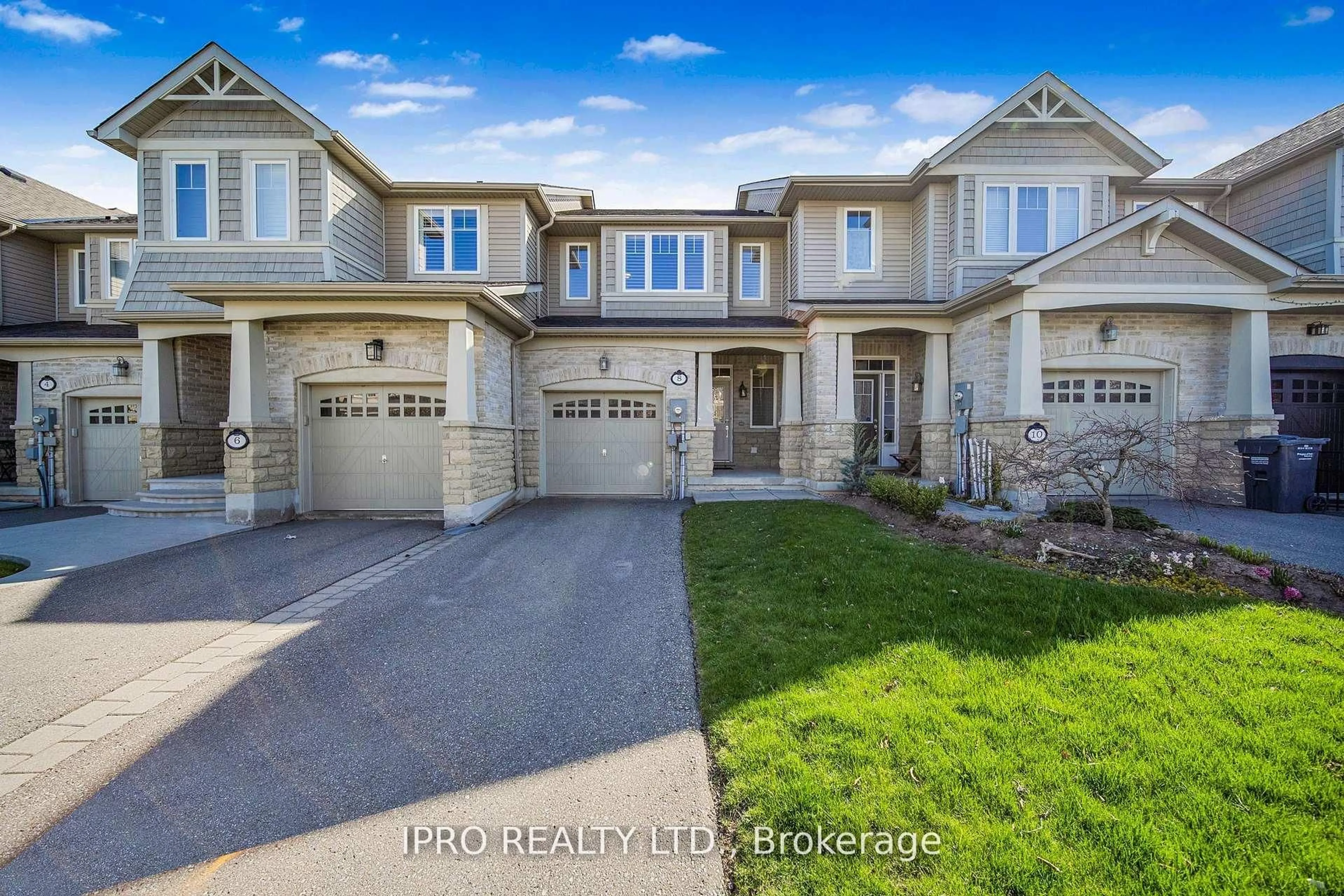 Unknown for 8 Icefall Rd, Caledon Ontario L7C 3T6