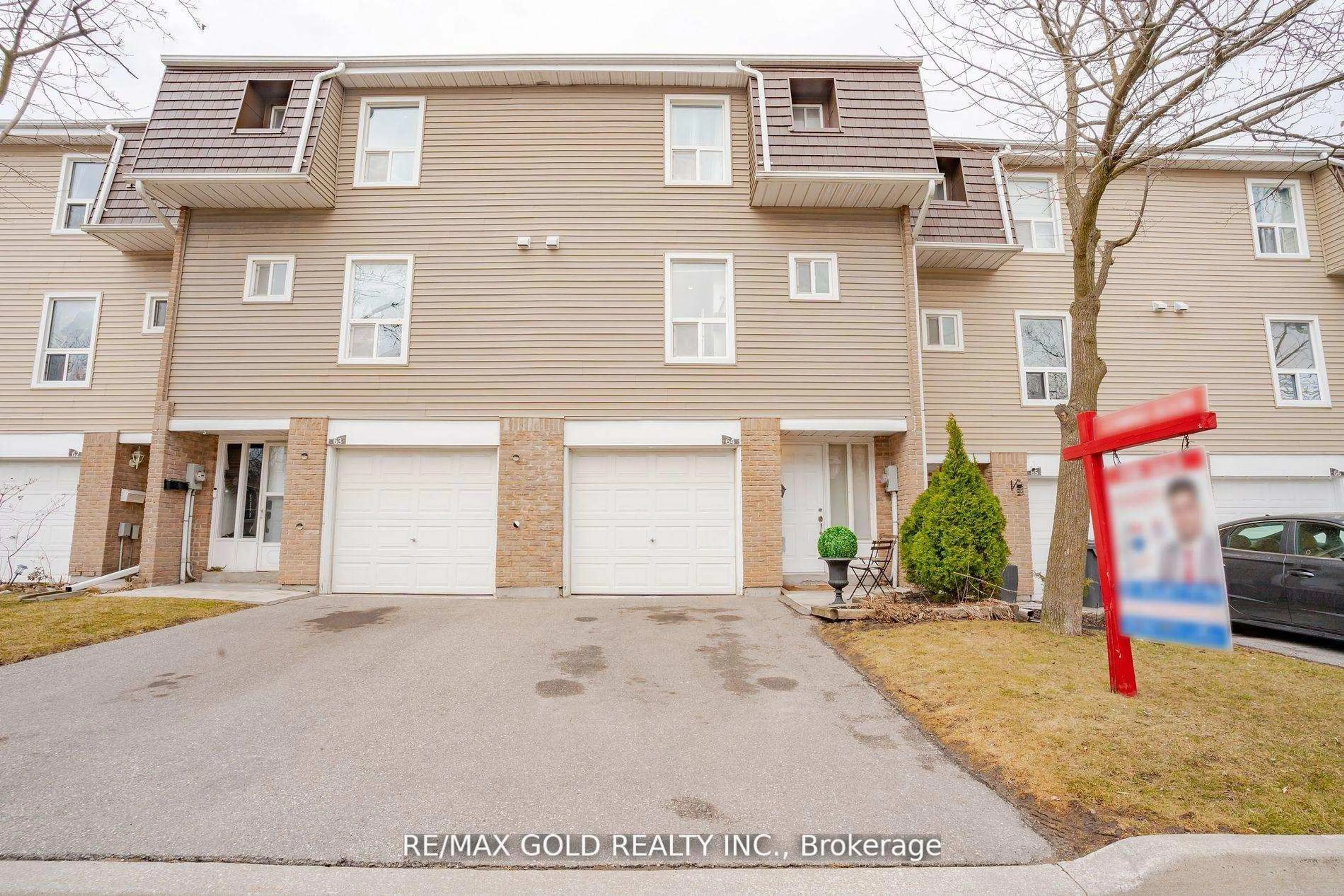 Unknown for 64 Enmount Dr, Brampton Ontario L6T 4C9
