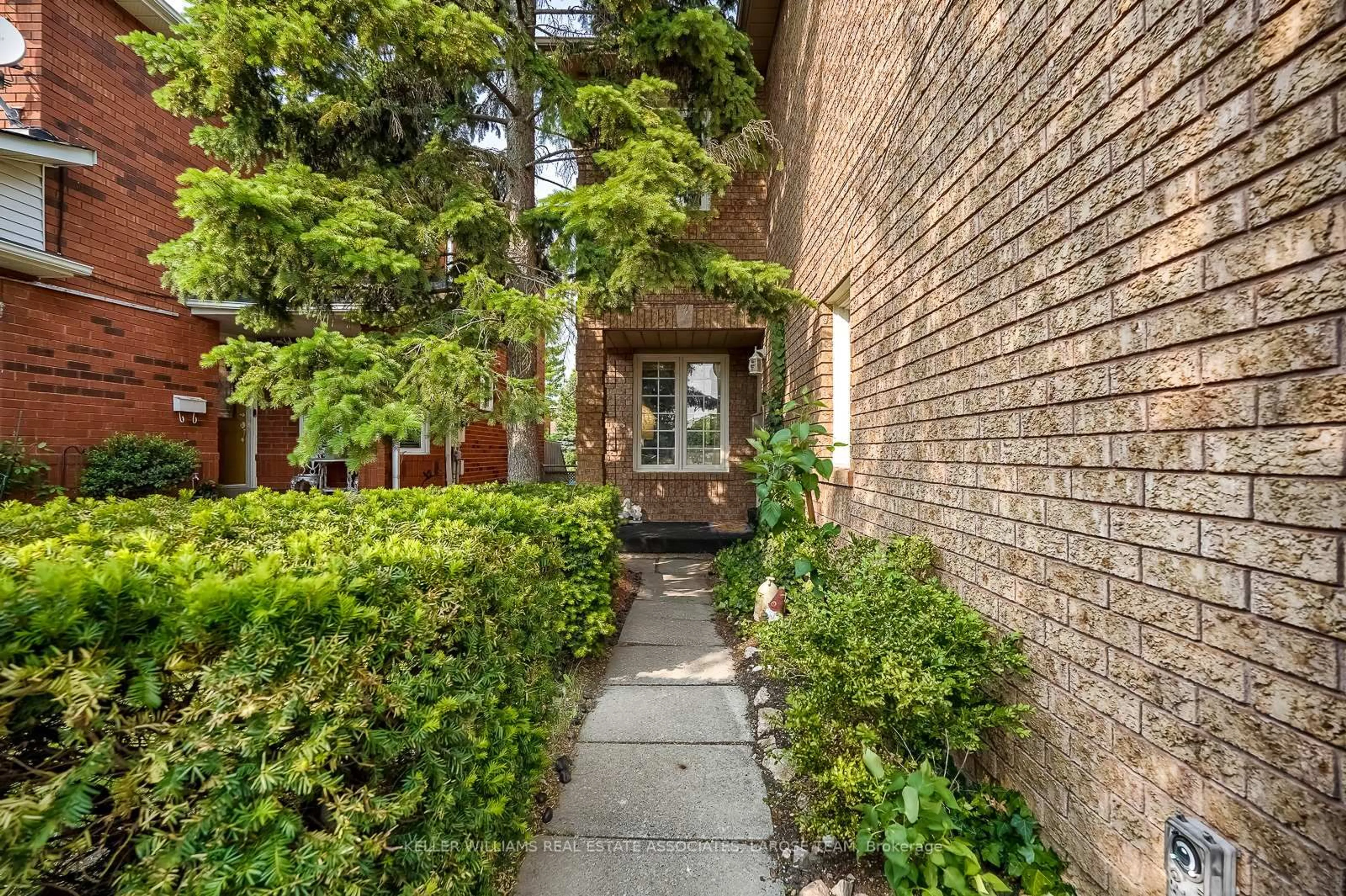 Unknown for 6945 Gracefield Dr, Mississauga Ontario L5N 6T9