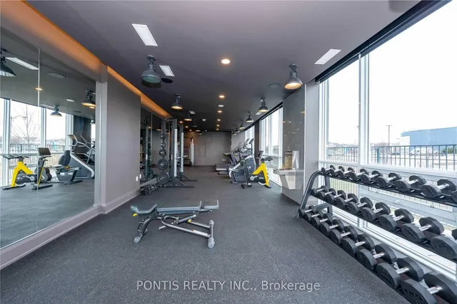 Additional property image - 1050 MAIN St Unit 816