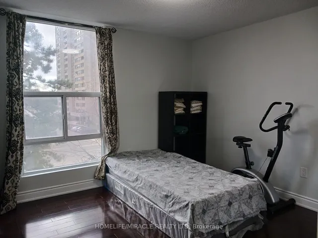 Primary image of 17 KnightsBridge Rd Unit 410