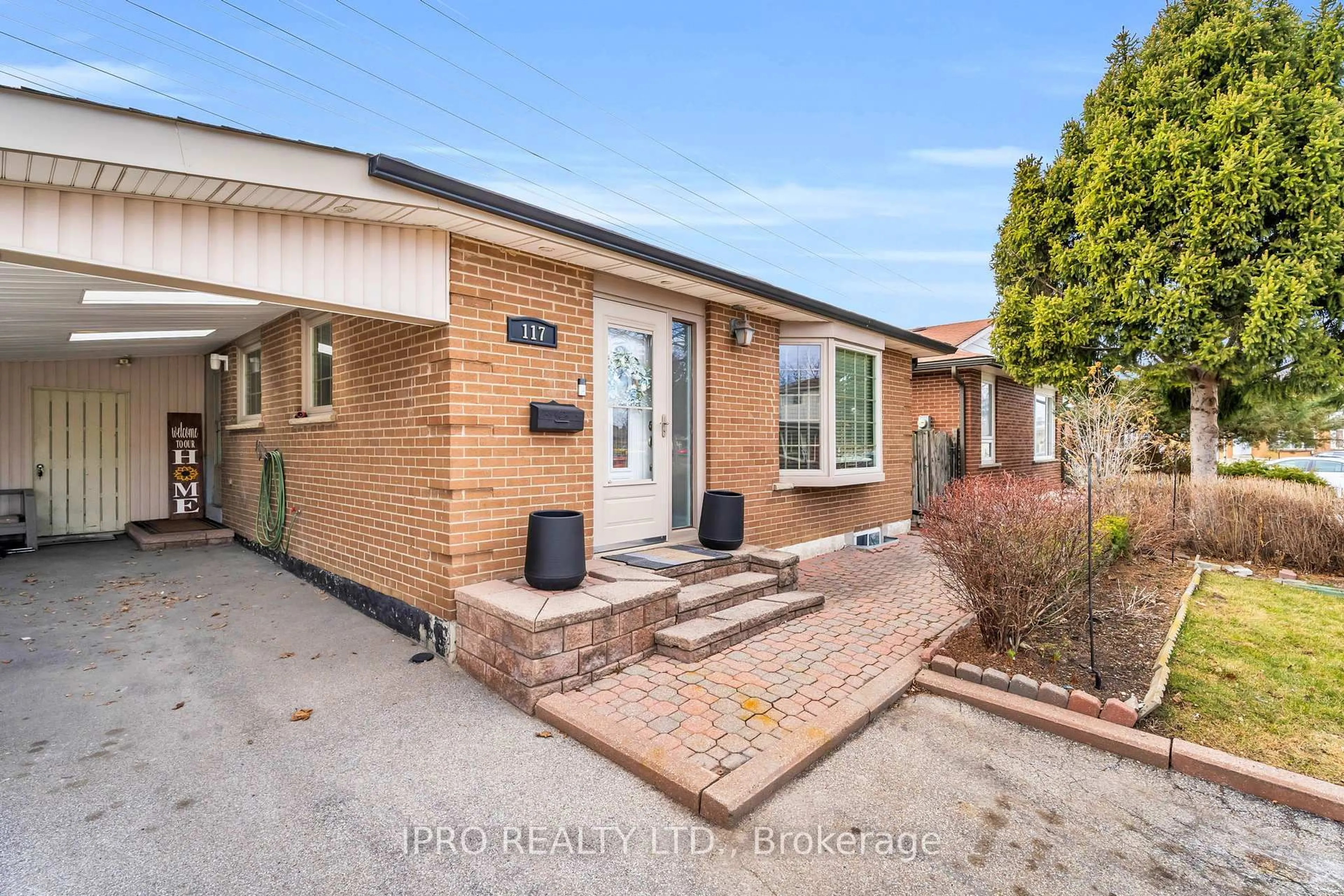 Home with brick exterior material, street for 117 Alicewood Crt, Toronto Ontario M9V 3Y1