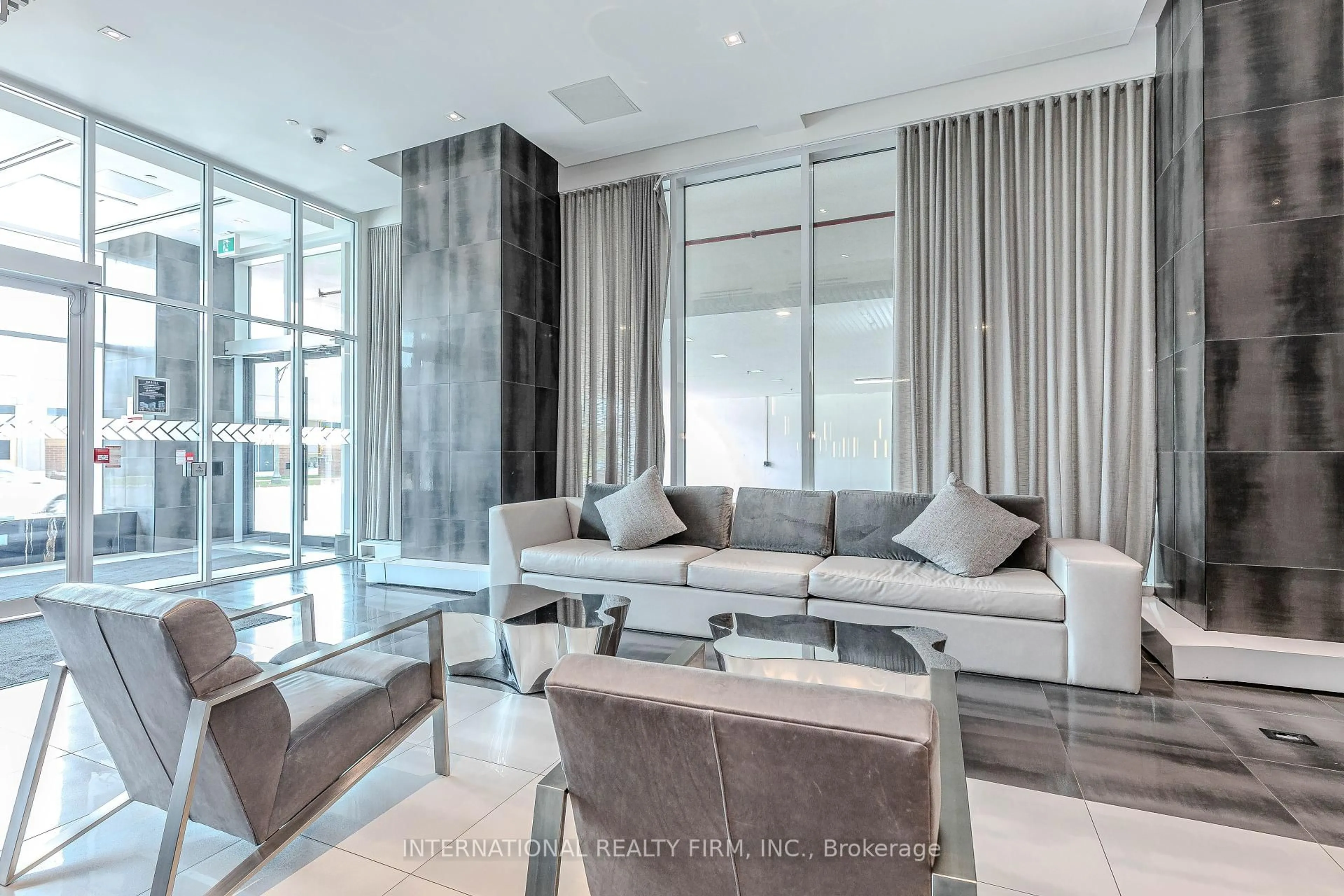 Living room with furniture, unknown for 2481 Taunton Rd #1307, Oakville Ontario L6H 3R7
