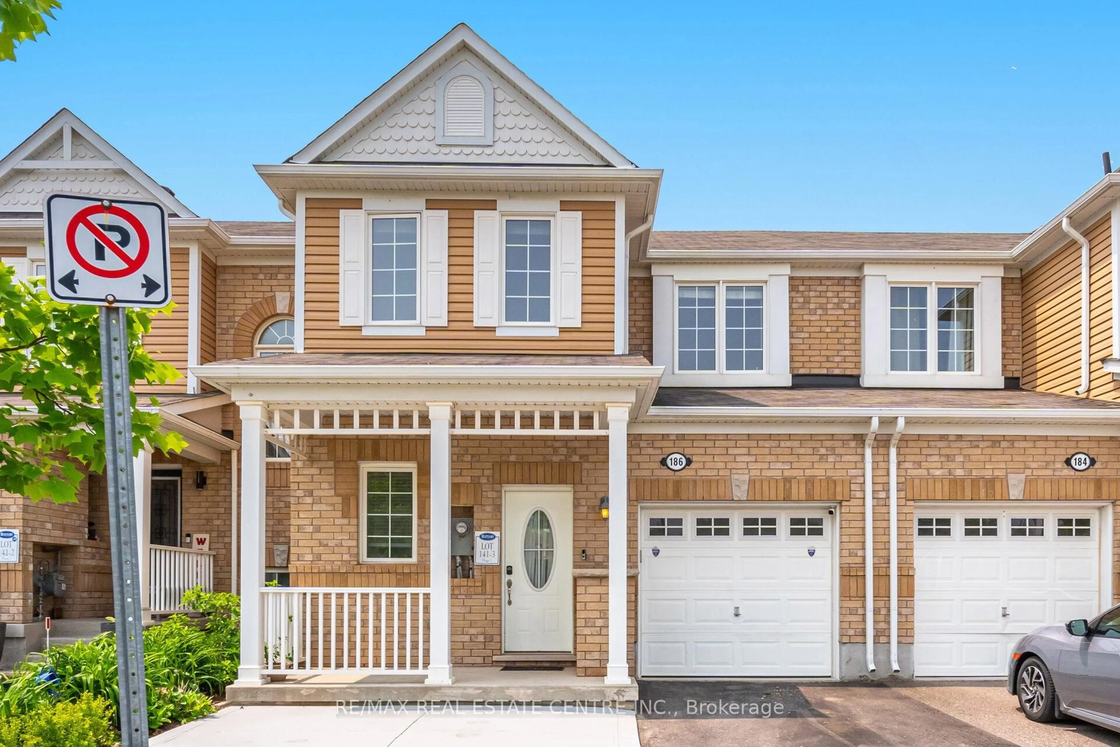 Home with brick exterior material, street for 186 Gleave Terr, Milton Ontario L9T 8N5