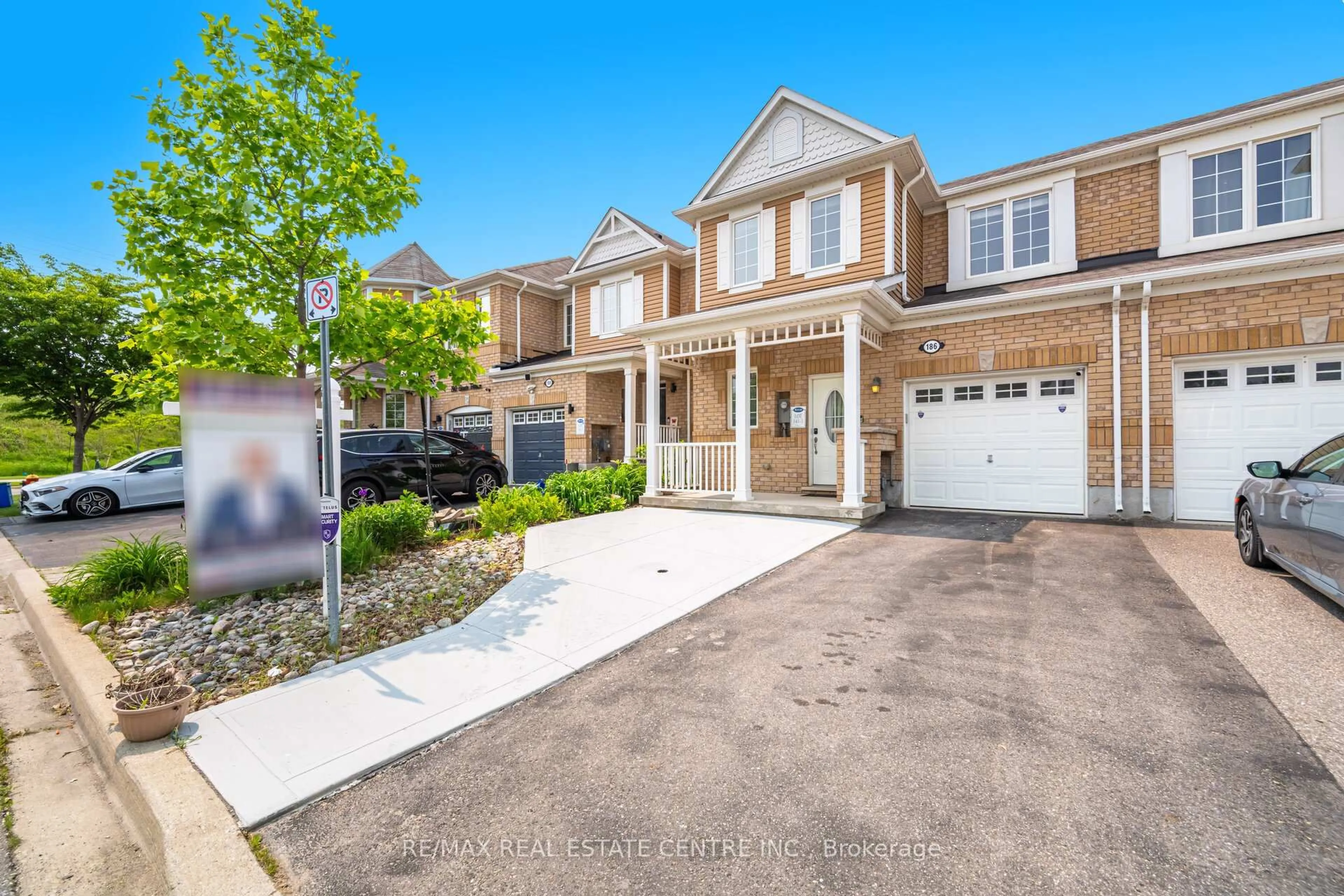 Home with brick exterior material, street for 186 Gleave Terr, Milton Ontario L9T 8N5