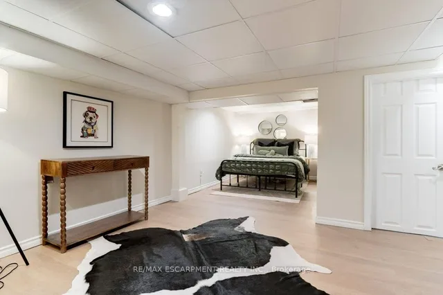 Additional property image - 282 PINE COVE Rd