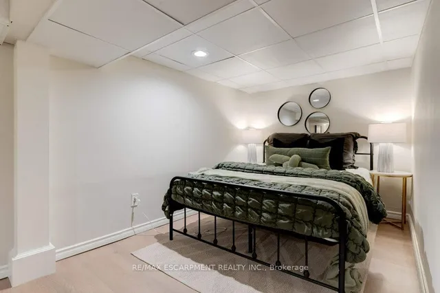 Additional property image - 282 PINE COVE Rd