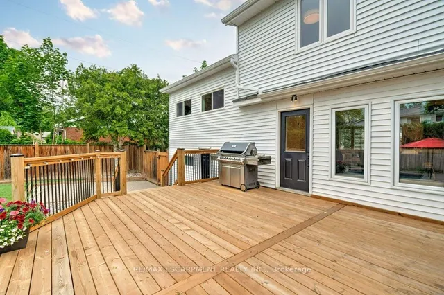 Additional property image - 282 PINE COVE Rd