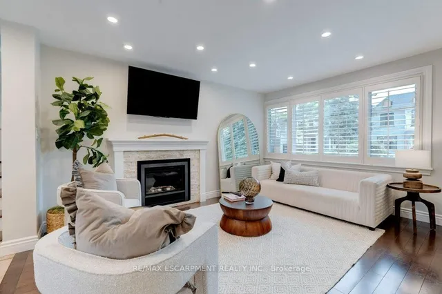 Additional property image - 282 PINE COVE Rd
