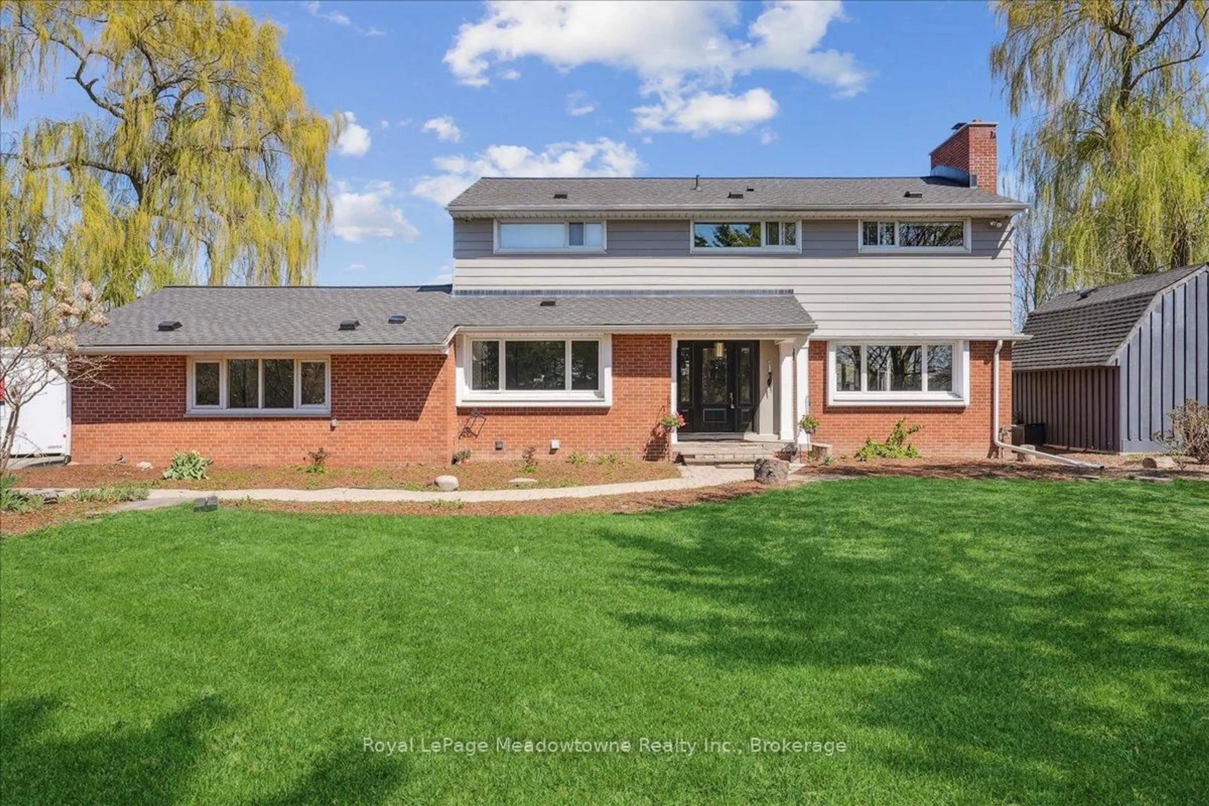 Home with brick exterior material, street for 12840 Britannia Rd, Milton Ontario L9E 0V3