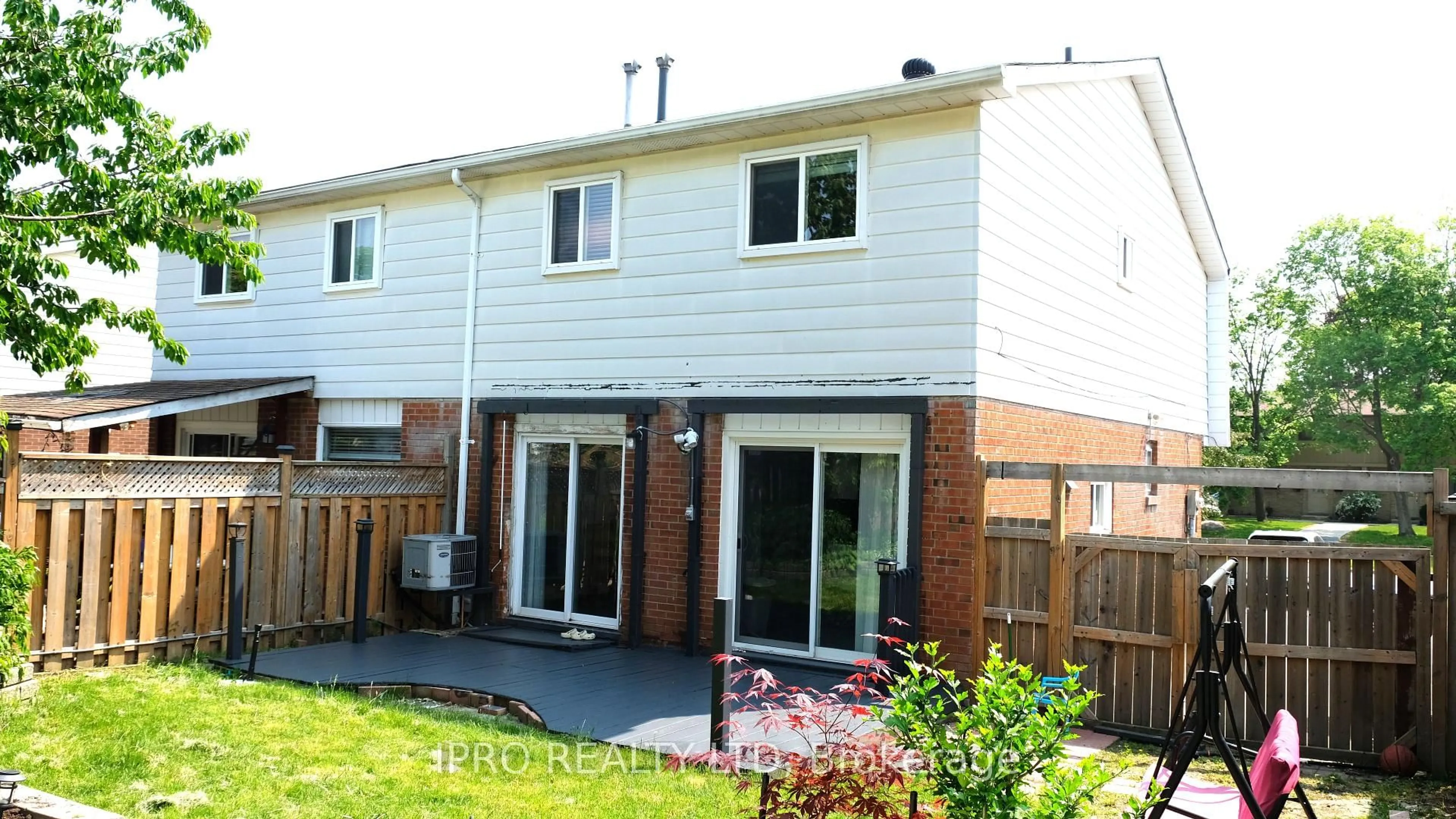 Unknown for 120 Hansen Rd, Brampton Ontario L6V 2G6