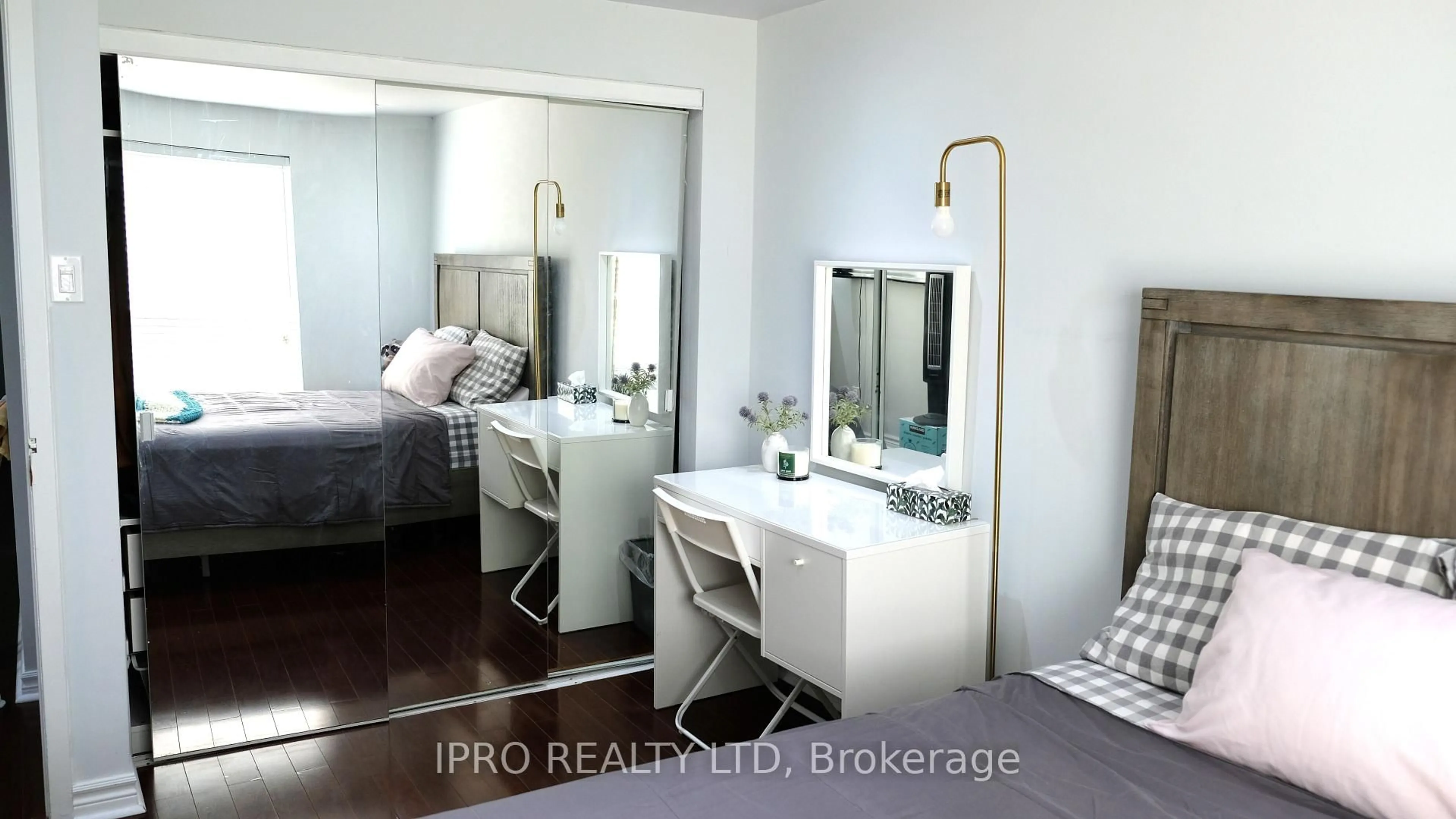 A pic of a room for 120 Hansen Rd, Brampton Ontario L6V 2G6