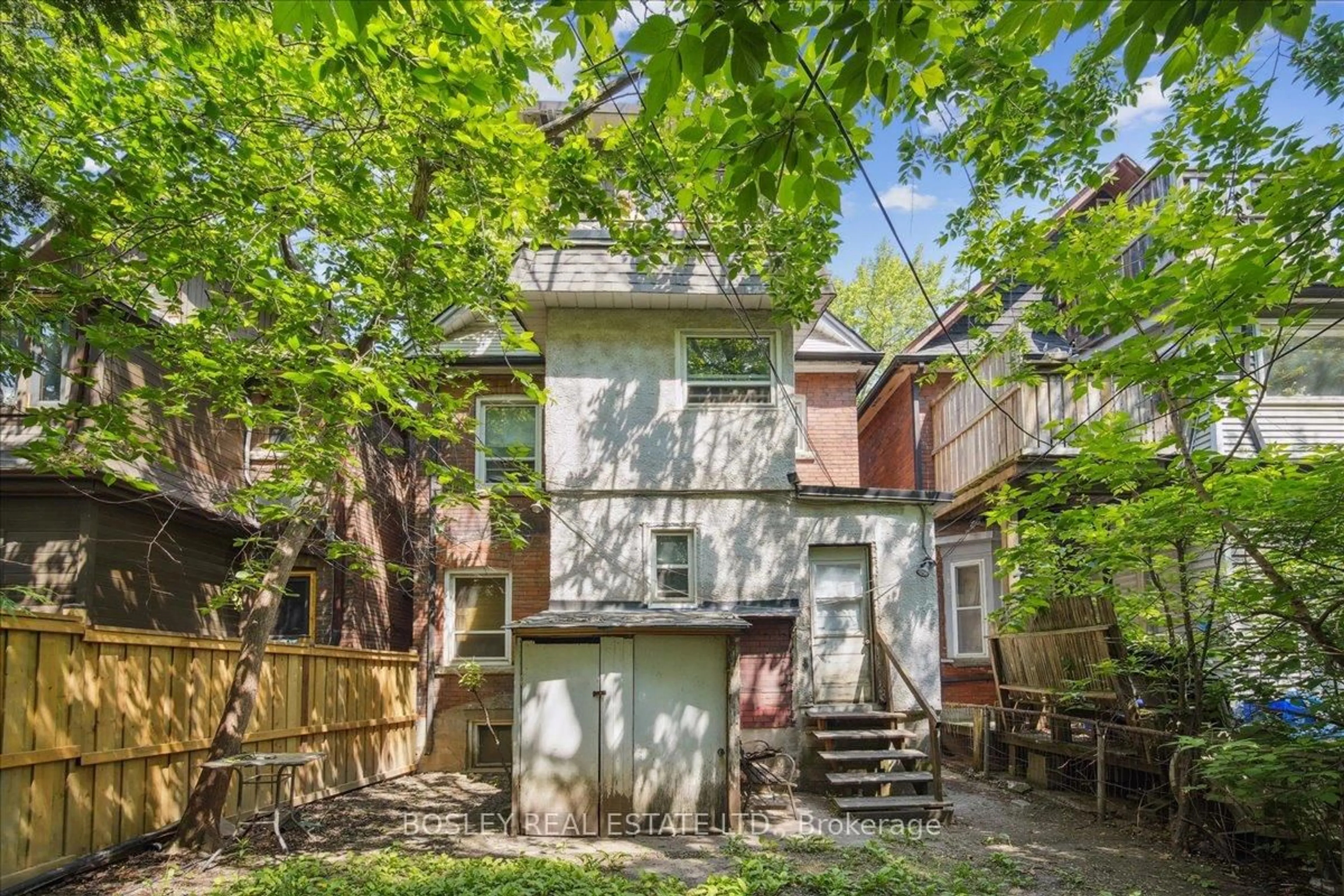 Patio, street for 503 Annette St, Toronto Ontario M6P 1S1