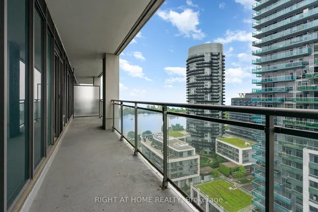 Additional image 11 of 2121 Lake Shore Blvd Unit 2101