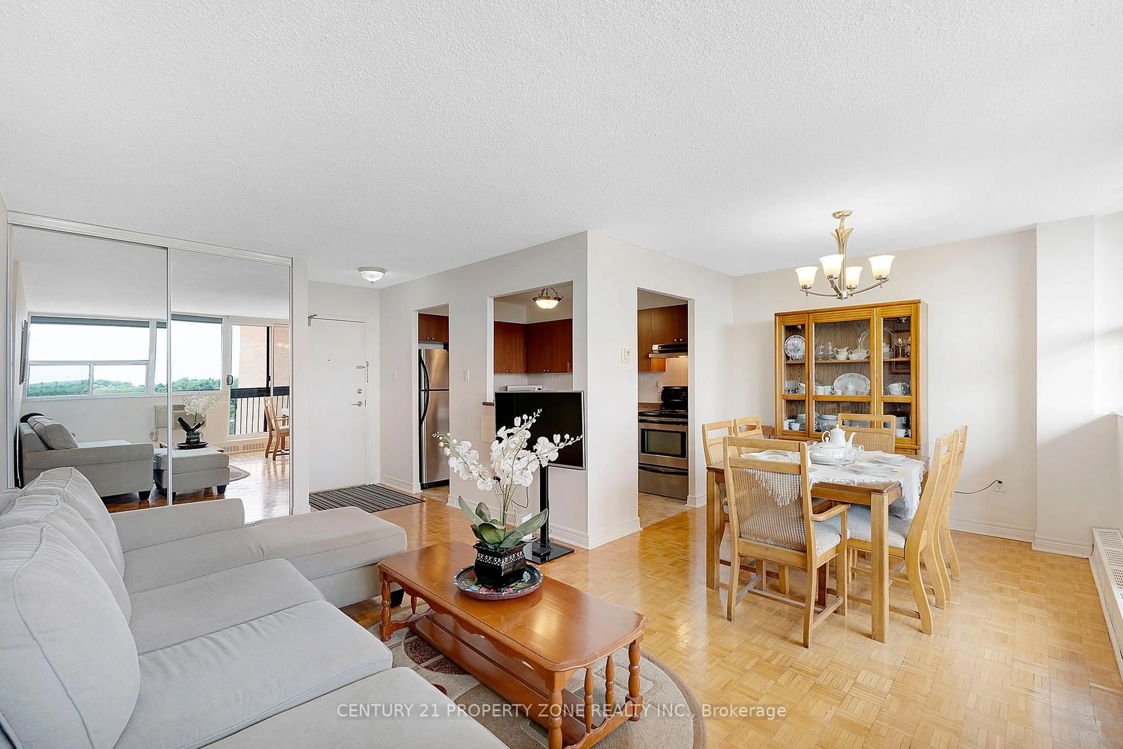 Living room with furniture, unknown for 3501 Glen Erin Dr #905, Mississauga Ontario L5L 2E9