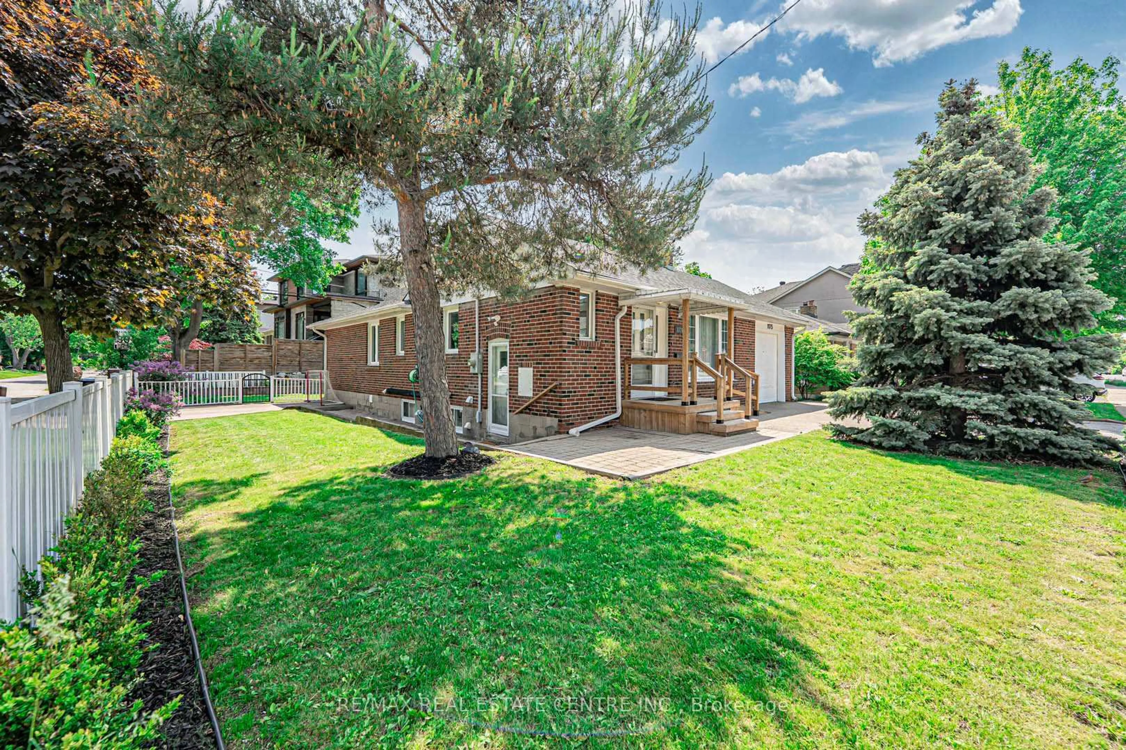 Home with brick exterior material, street for 1175 Kipling Ave, Toronto Ontario M9B 3M4
