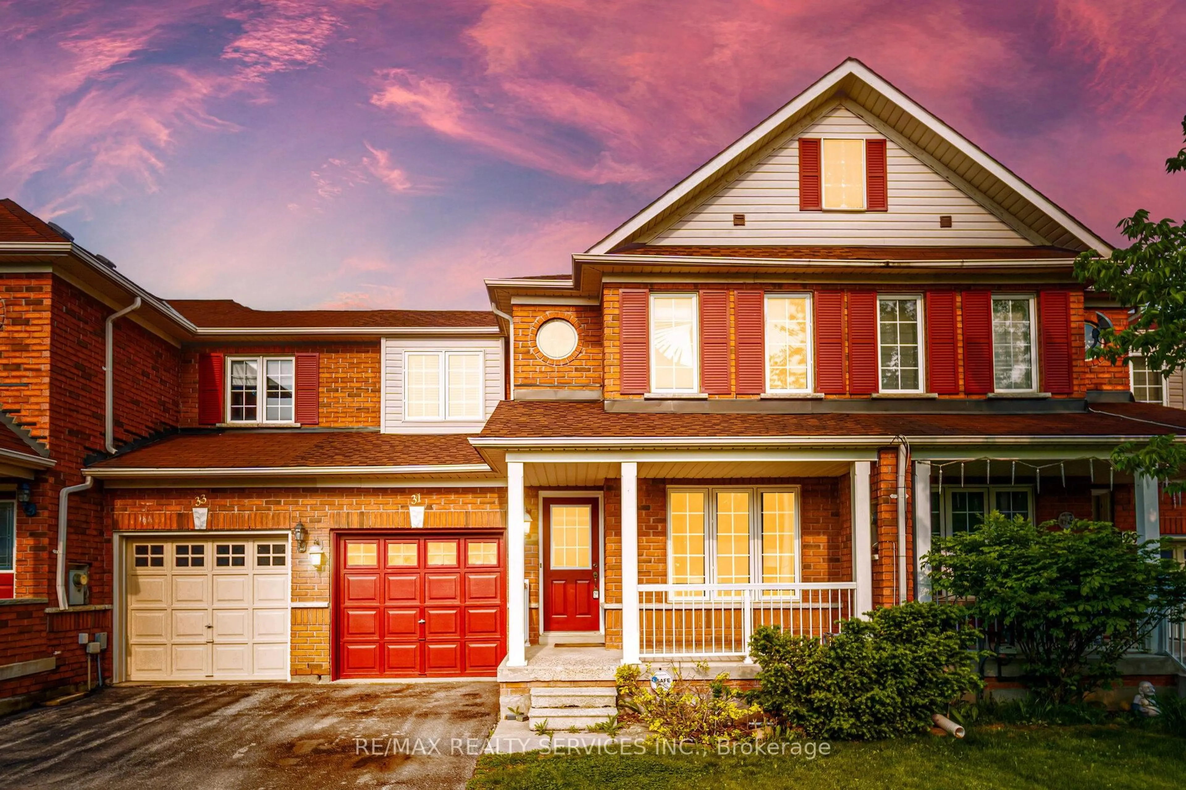 Home with brick exterior material, street for 31 Fairway Crt, Brampton Ontario L6Z 4W4