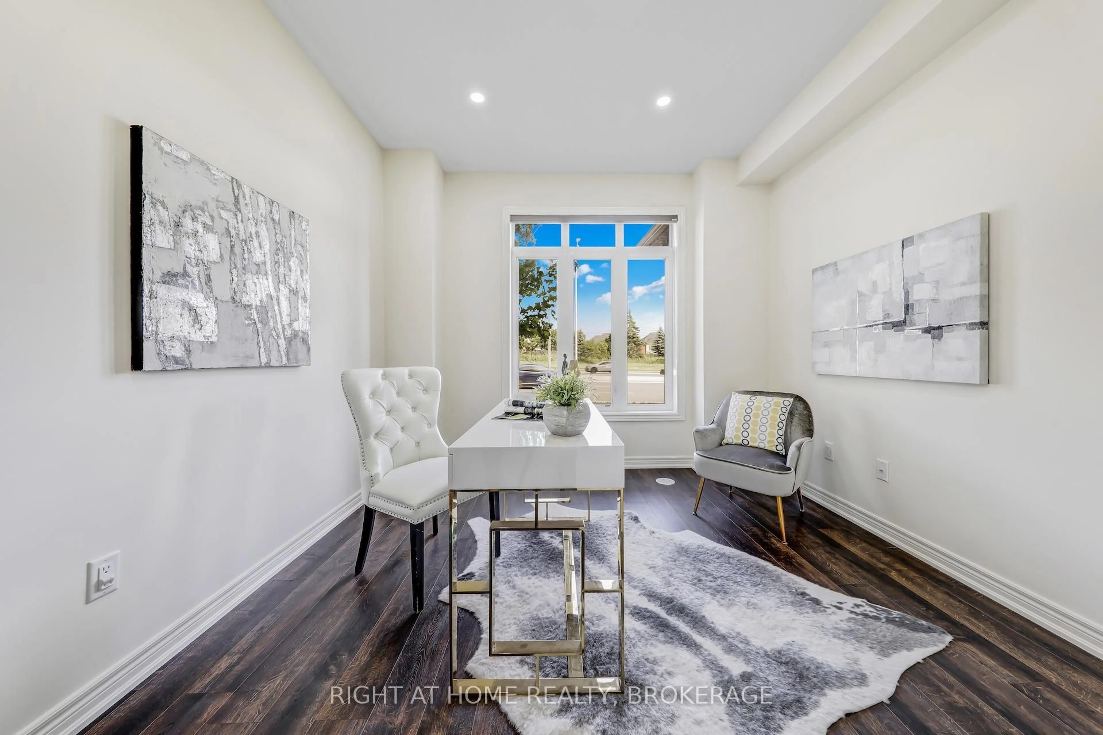 Unknown for 503 Dundas St, Oakville Ontario L6H 3P5