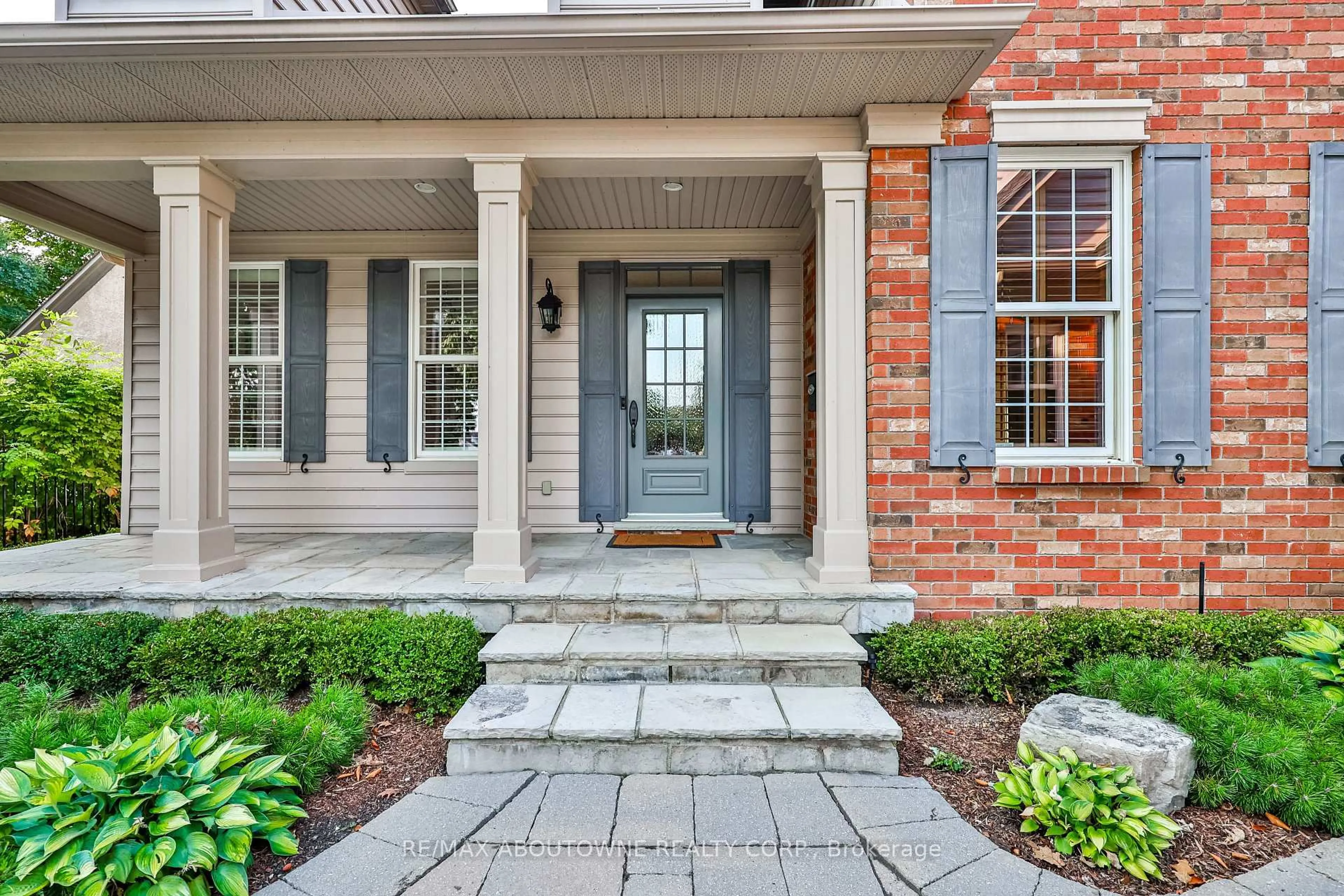 Home with brick exterior material, street for 3105 Lakeshore Rd, Burlington Ontario L7N 1A3