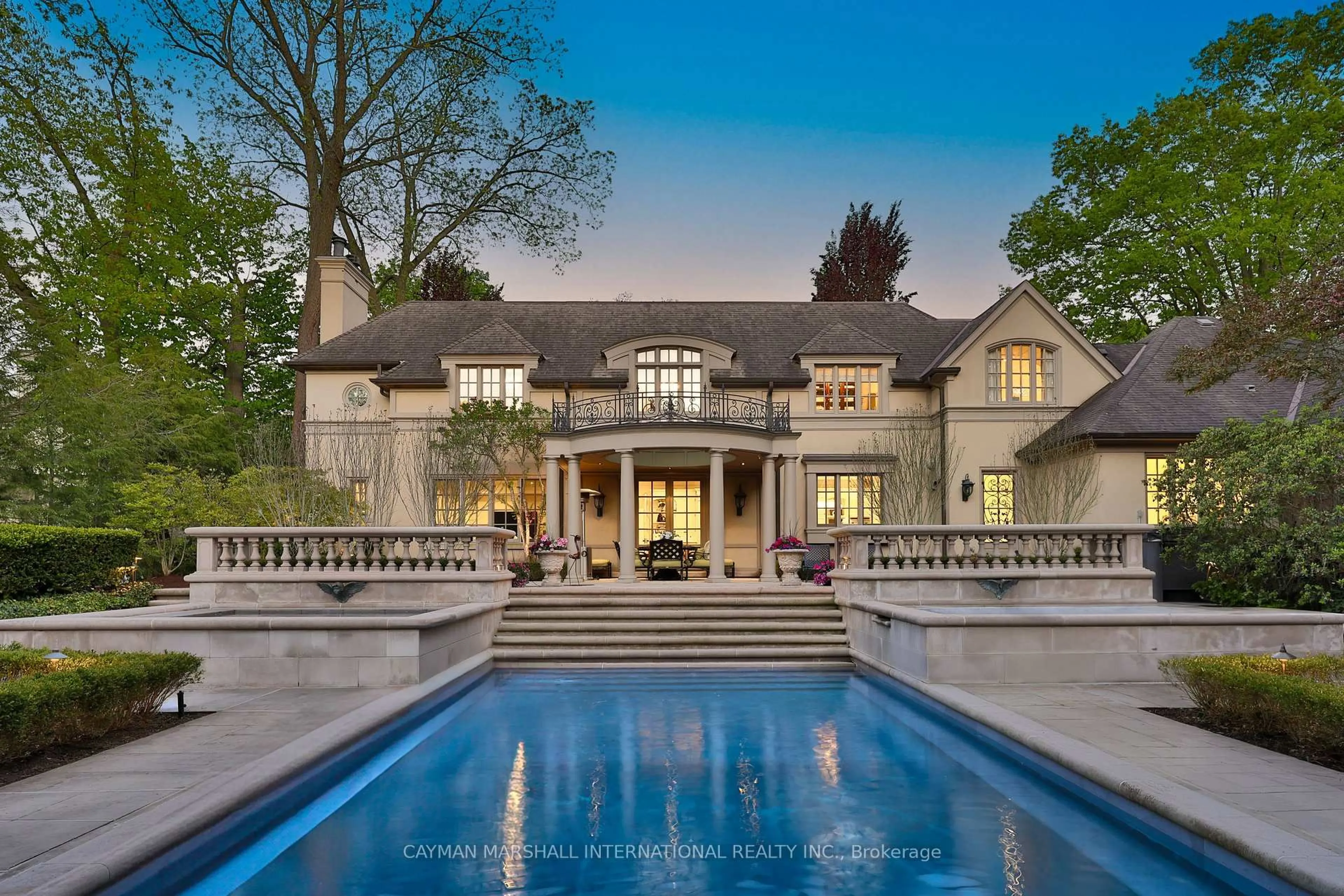 Unknown for 1021 Lakeshore Rd, Oakville Ontario L6J 1K7