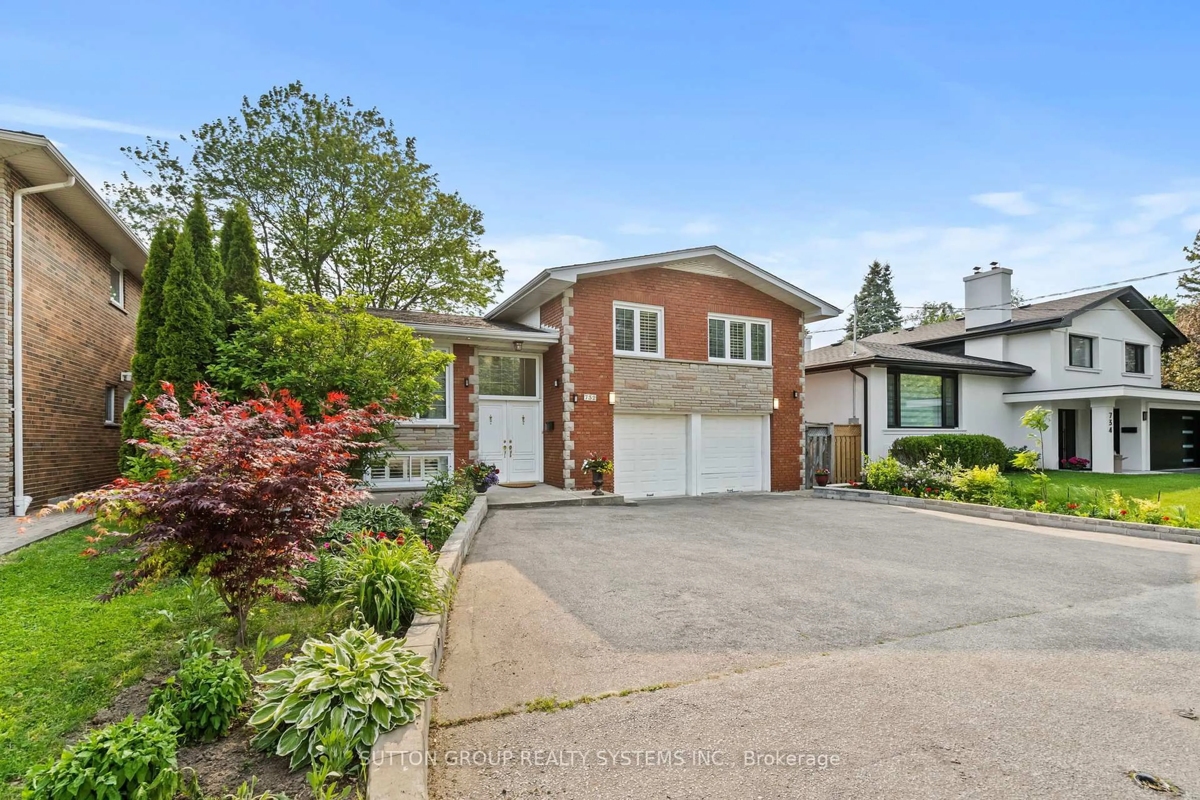 Home with brick exterior material, street for 732 Royal York Rd, Toronto Ontario M8Y 2T6