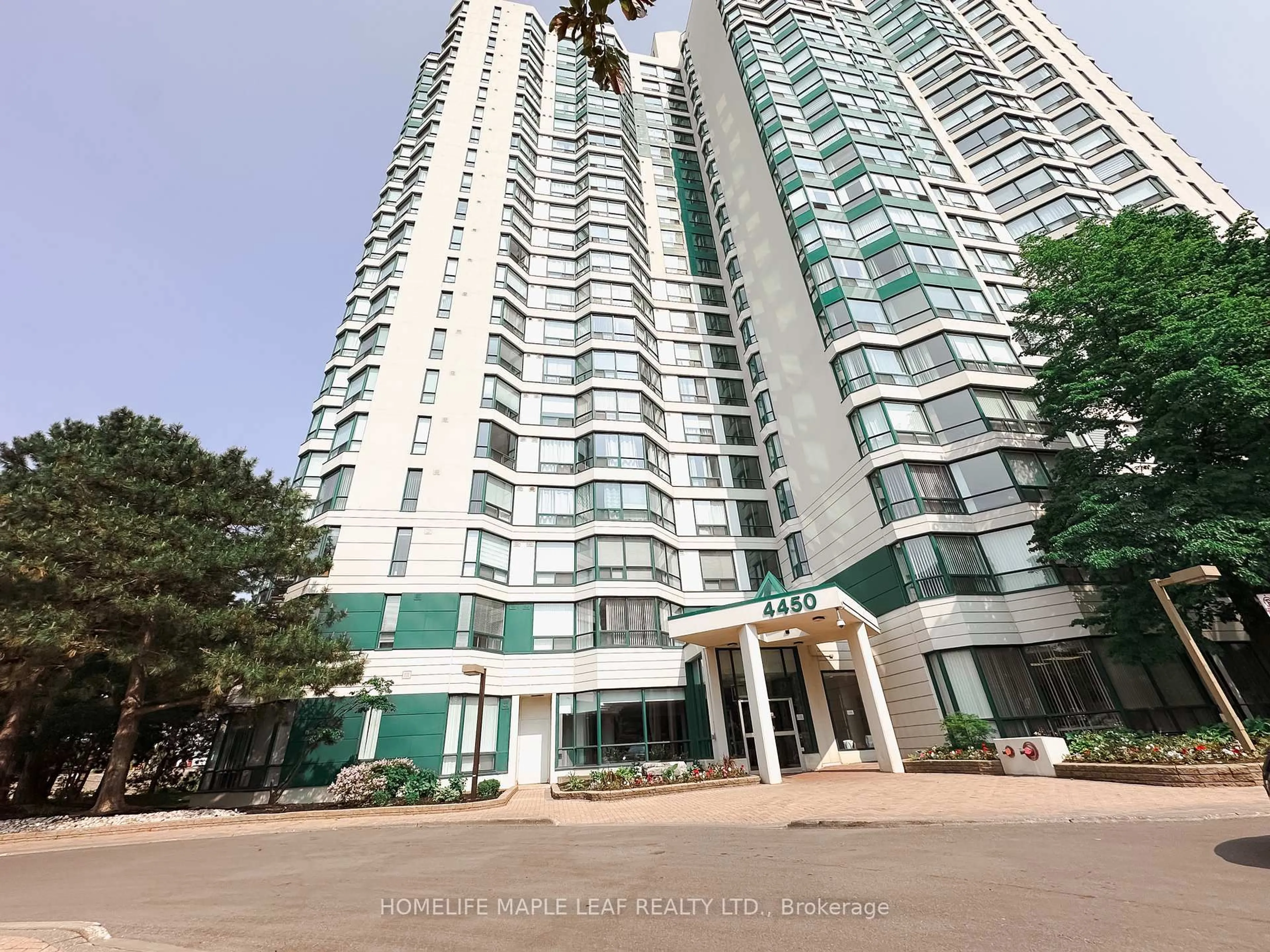 Indoor foyer for 4450 Tucana Crt #706, Mississauga Ontario L5R 3R4
