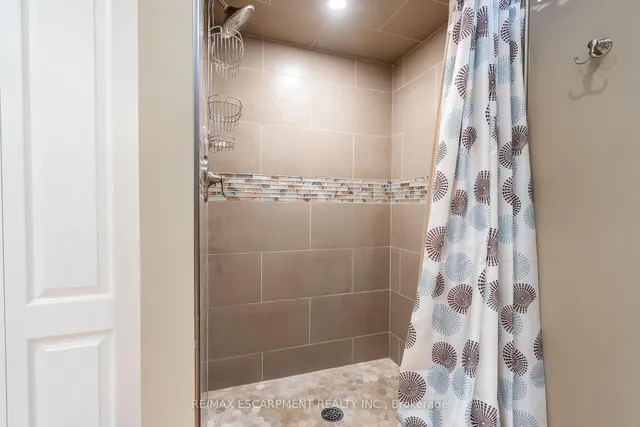 Additional property image - 2162 Heidi Ave
