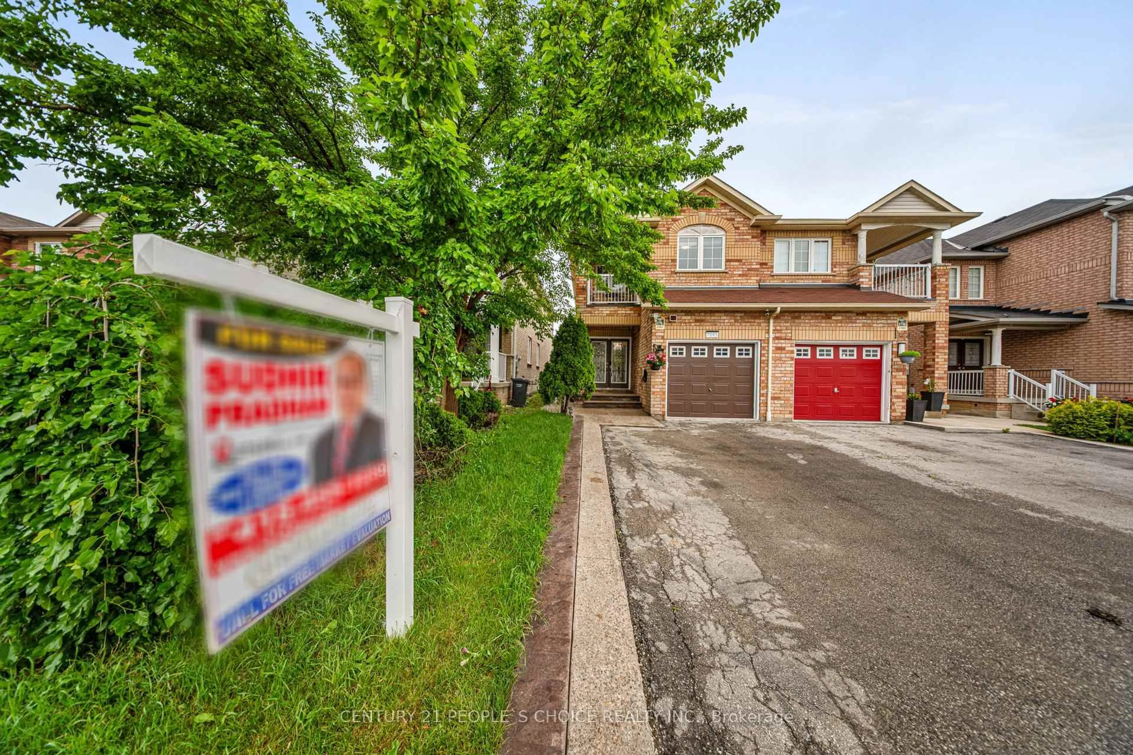 Unknown for 7095 Village Walk, Mississauga Ontario L5W 1X5