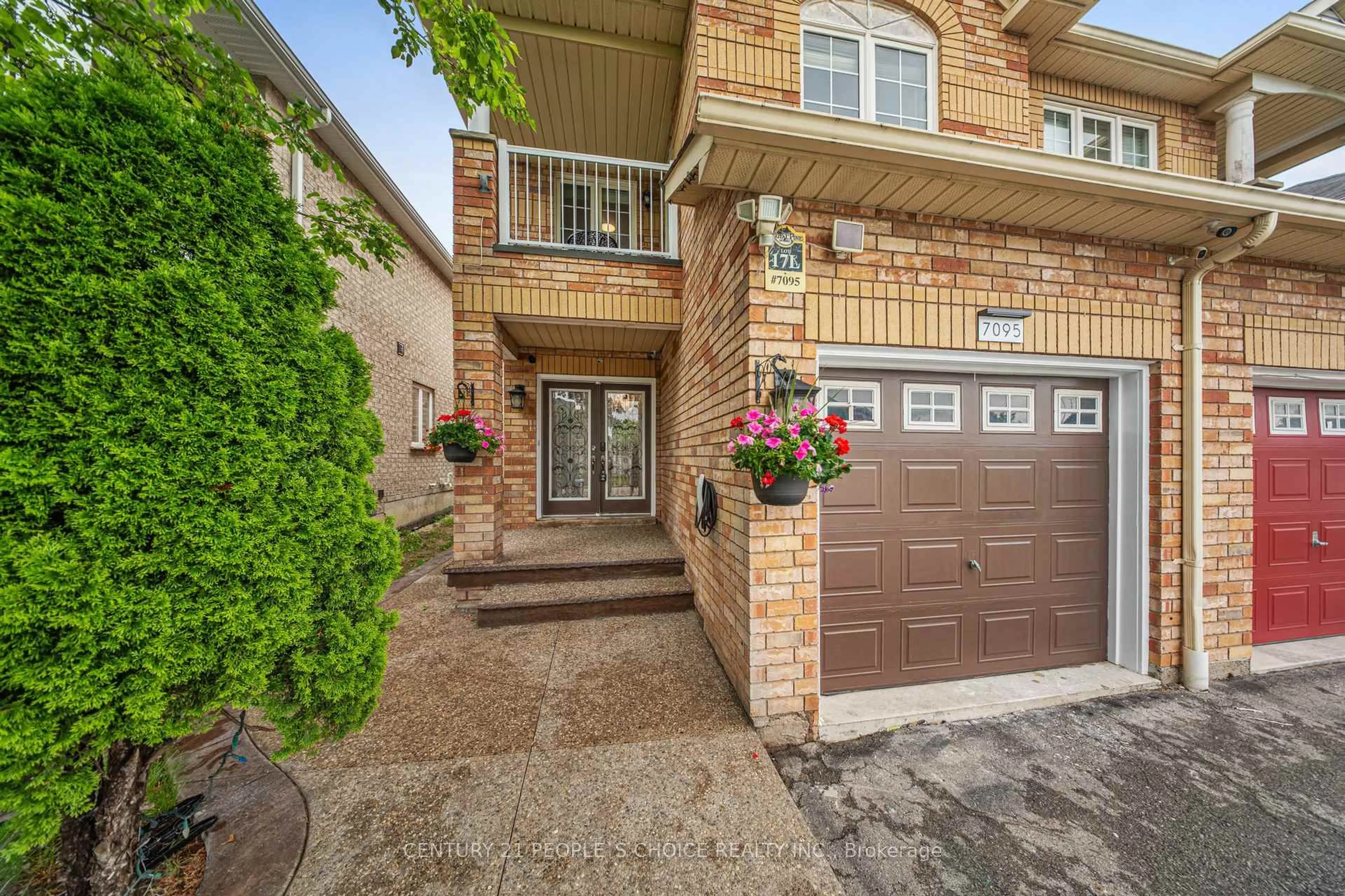 Unknown for 7095 Village Walk, Mississauga Ontario L5W 1X5